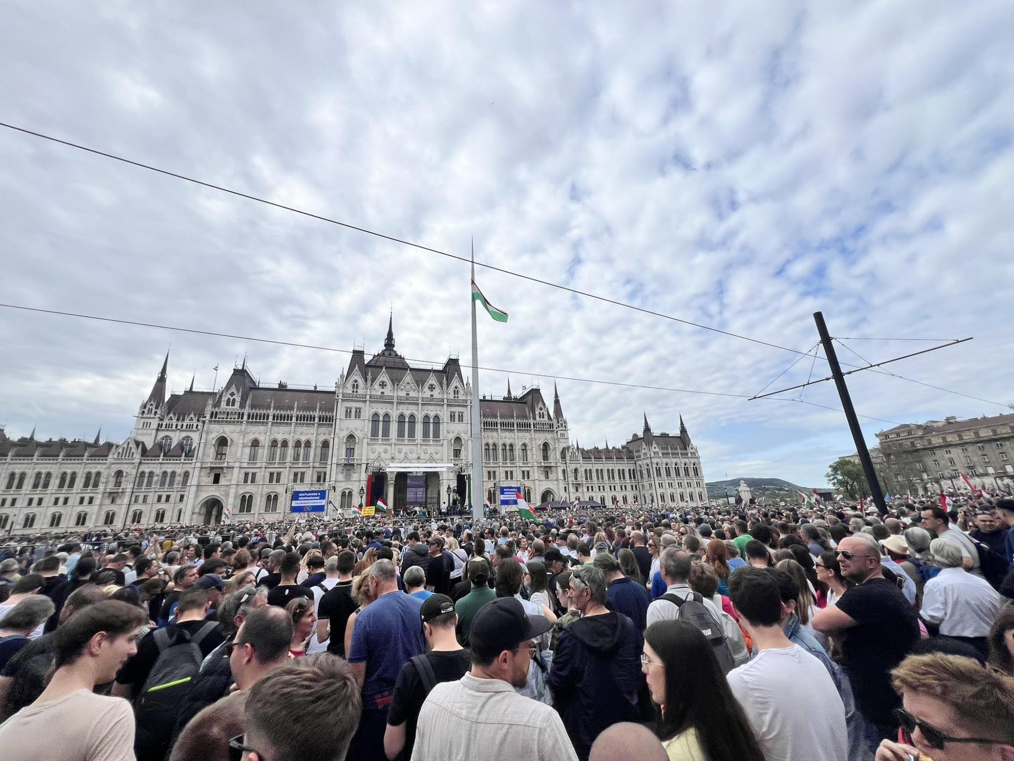 В столице Венгрии прошла масштабная акция протеста против правительства Орбана
