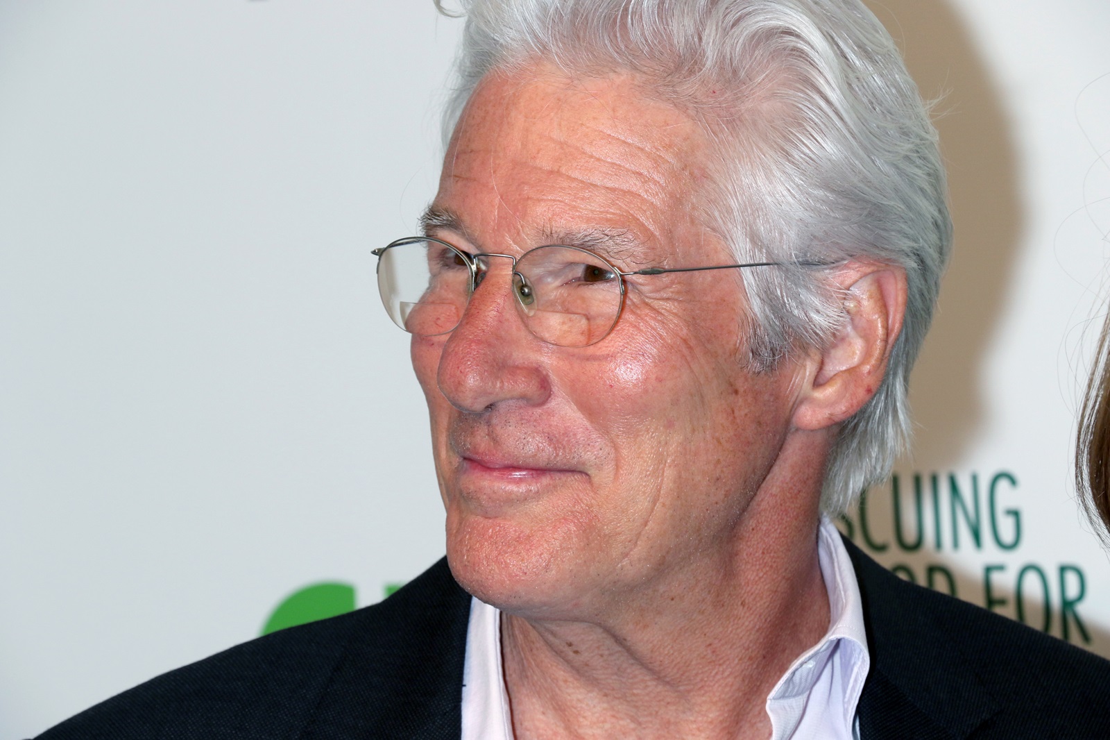 Райан Гослинг, Ричард Гир, Том Хэнкс и другие: кто из голливудских звезд &quot;сбежал&quot; из США и почему