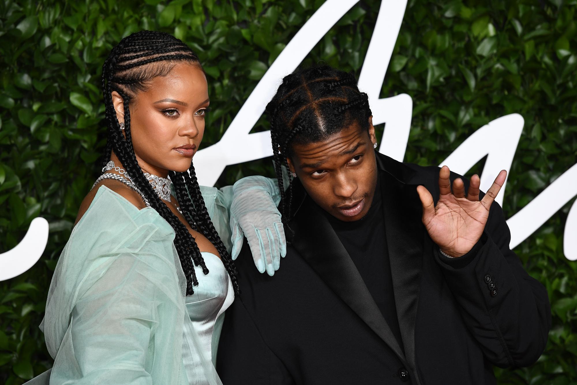 Ріанна і A$AP Rocky – найстильніша пара шоу-бізнесу: топ-6 ефектних виходів майбутніх батьків