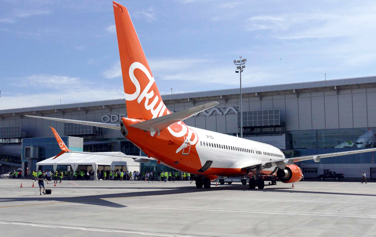 На одному літаку. В Україні залишилася авіакомпанія, яка виконує рейси під час війни