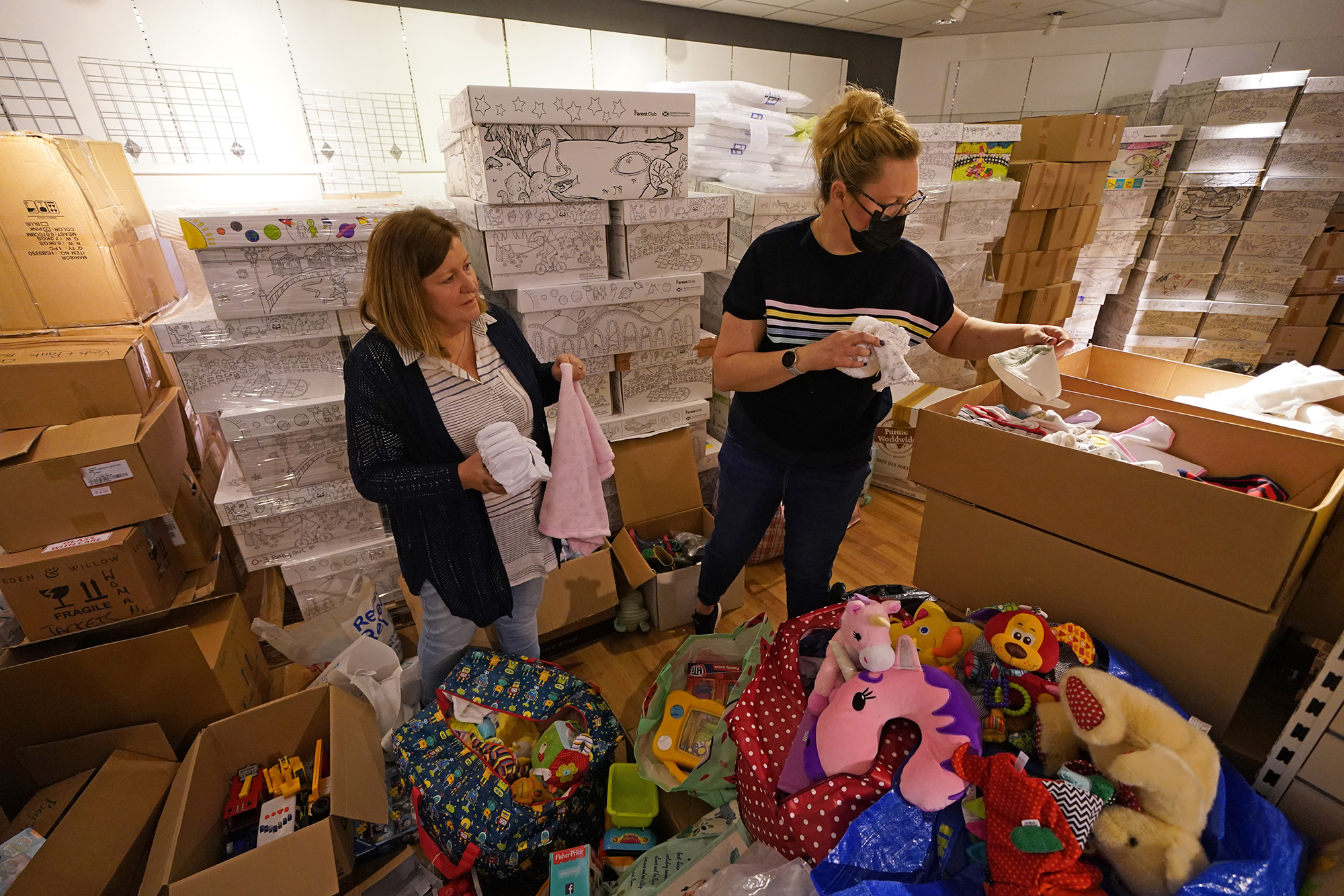 Дошло до парламента. Беженке в Шотландии пришлось лететь в Украину для сдачи анализов