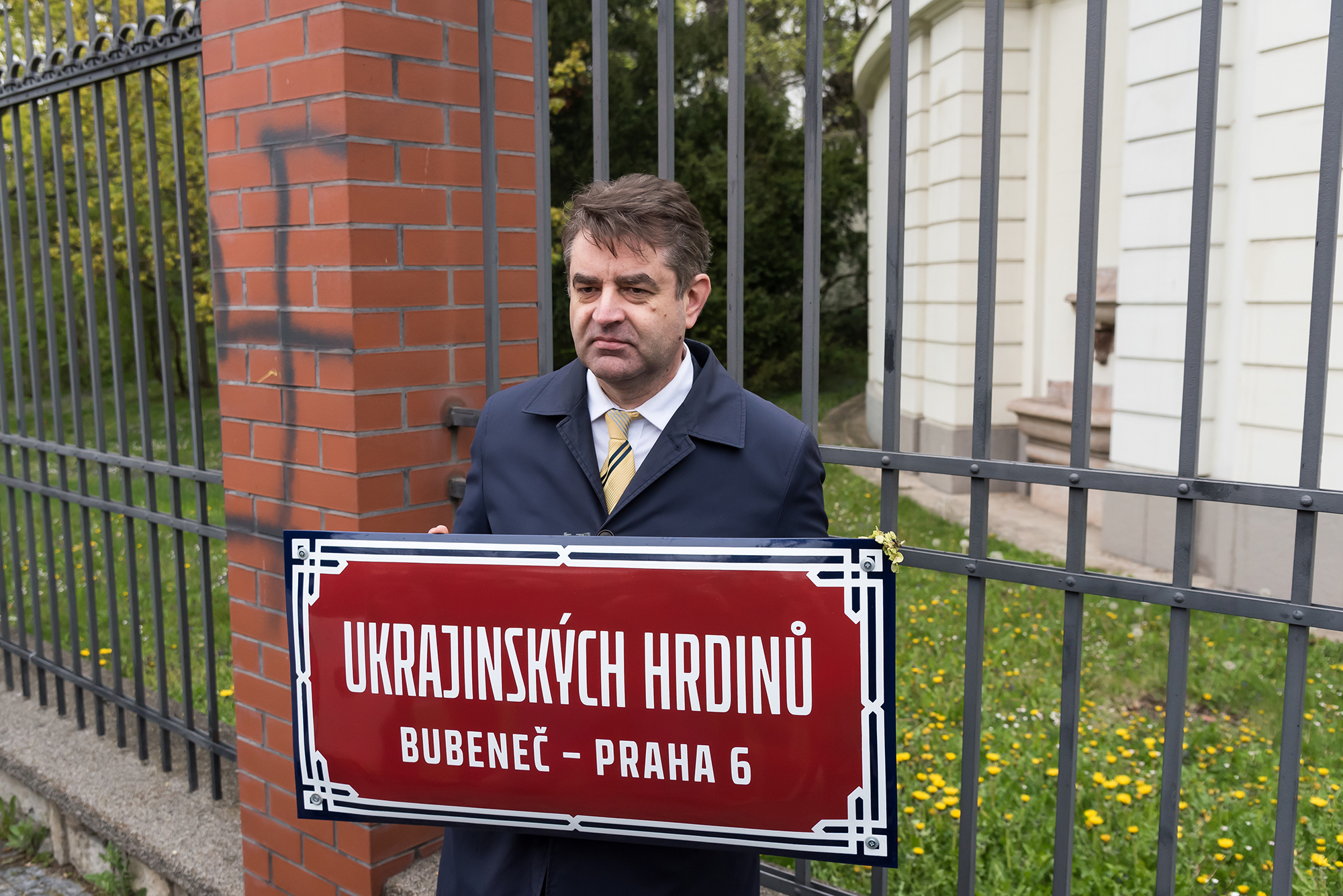 Троллинг россиян. Где переименовали улицы в честь Украины с начала войны