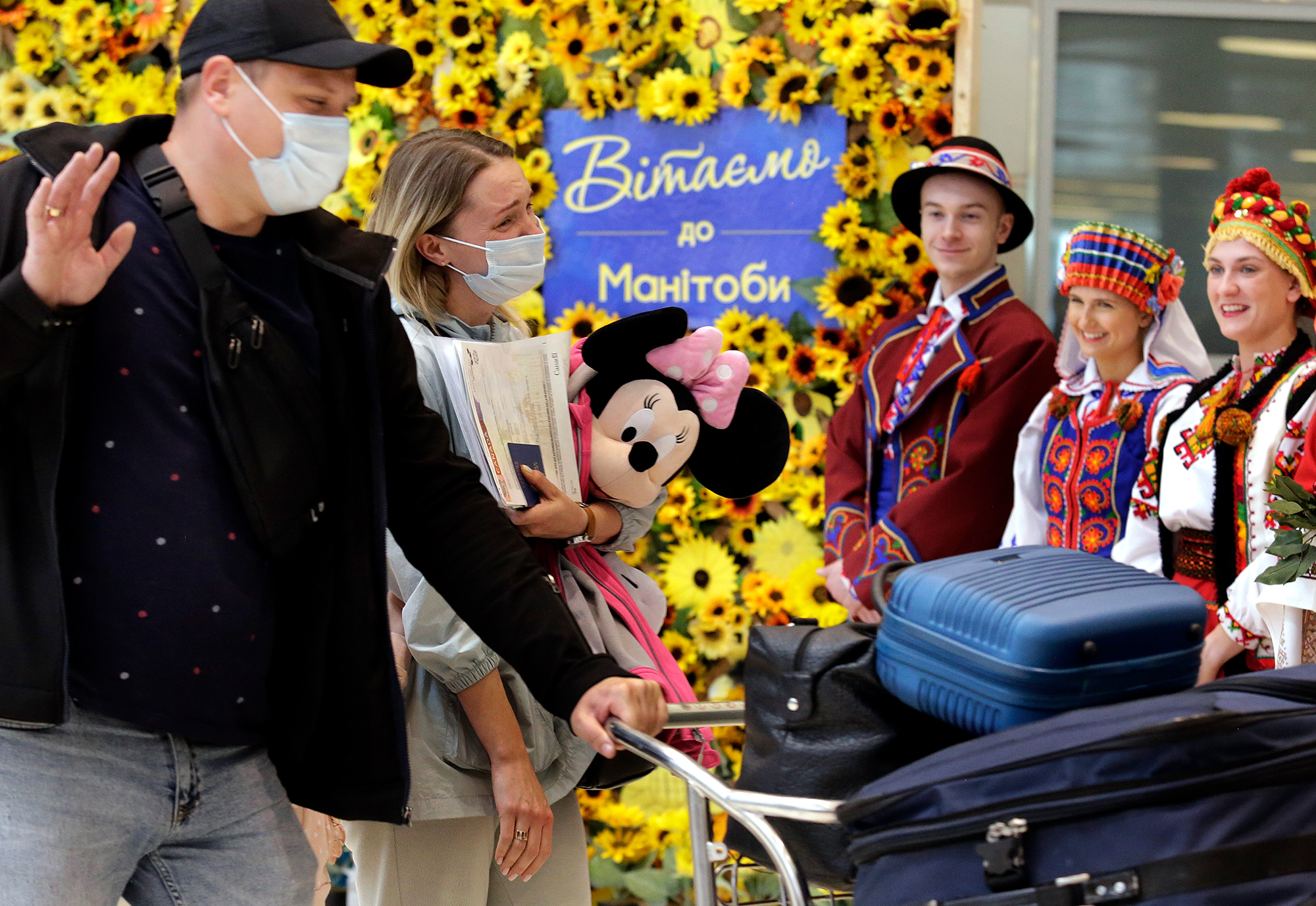 Выплаты и работа. Что известно об окончании программы CUAET в Канаде