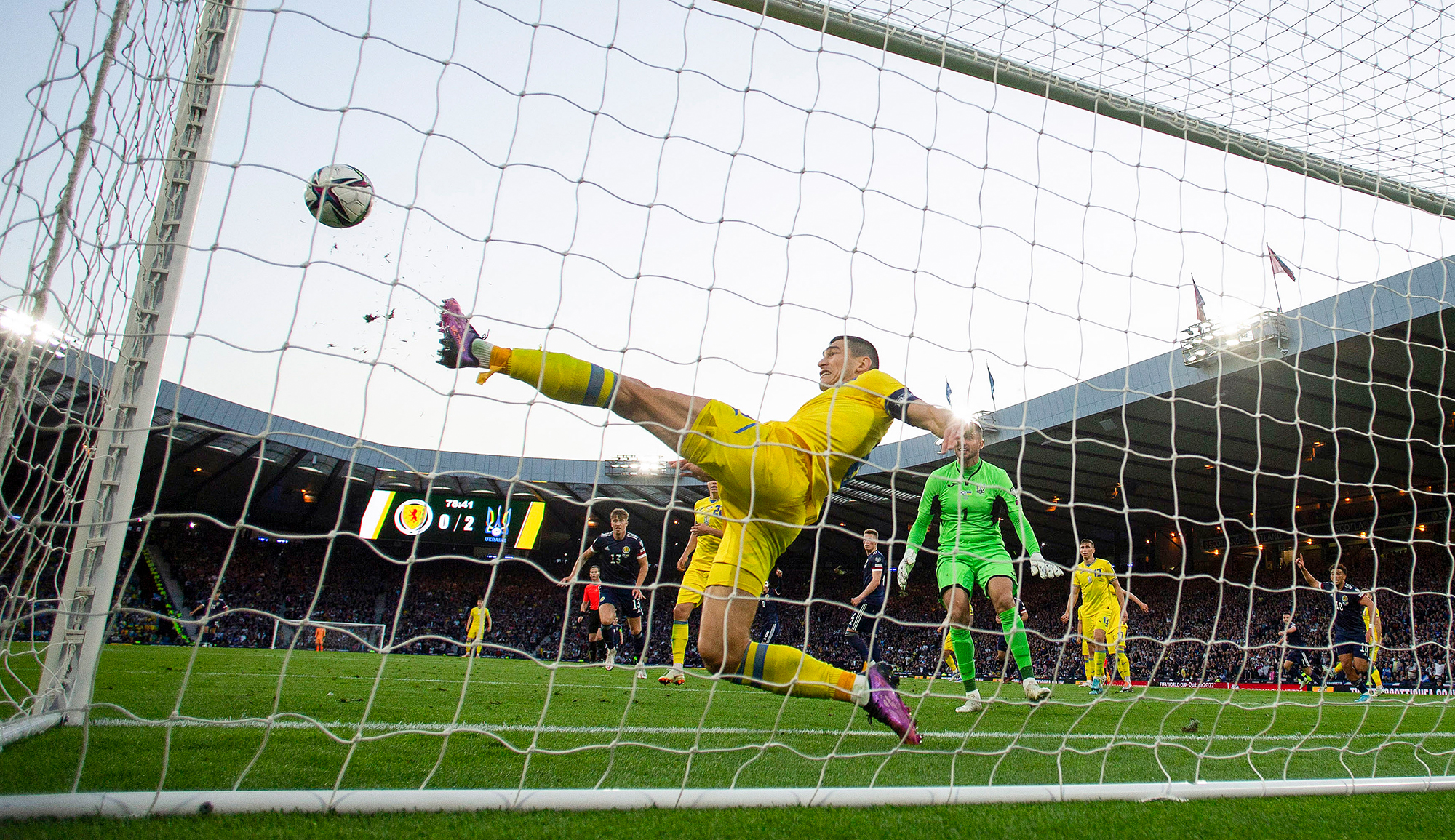 Уволить нельзя оставить. Должен ли Петраков уйти в отставку