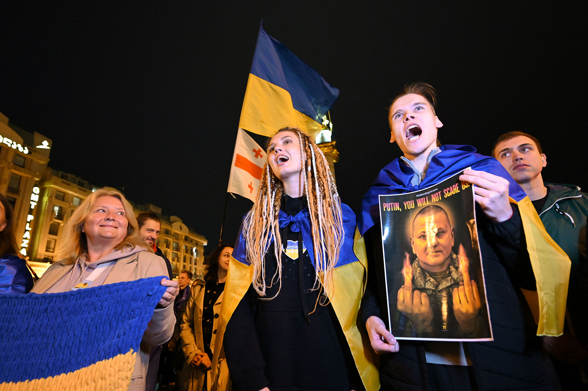 Без документов и поддержки. Как живется украинским беженцам в Грузии