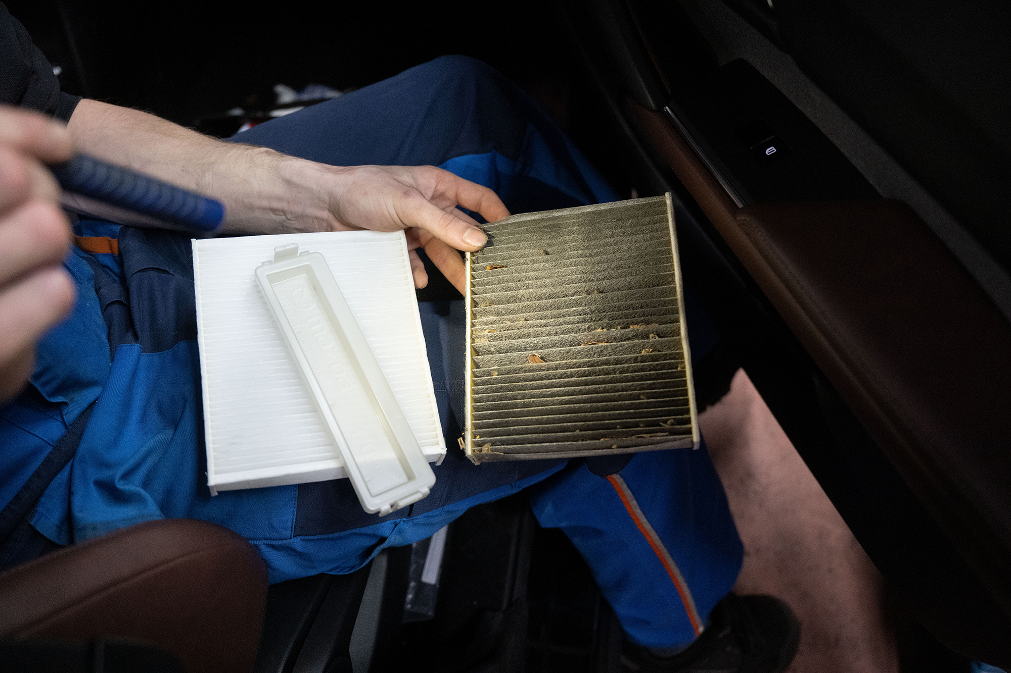 Салонный фильтр в авто: на что влияет и когда его нужно менять