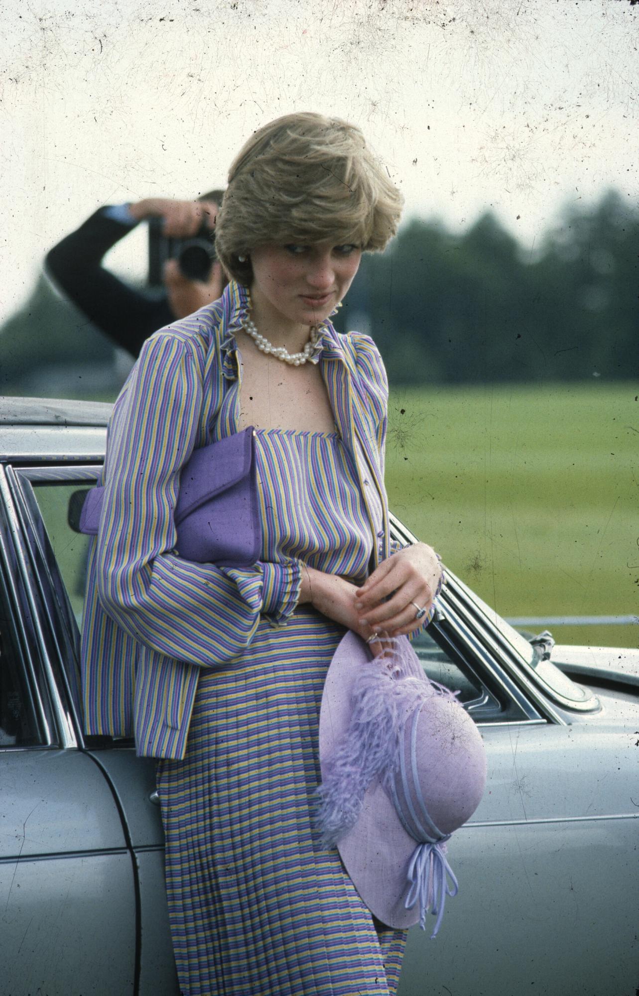 Королівські секрети. Якими були справжні стосунки Єлизавети II та принцеси Діани