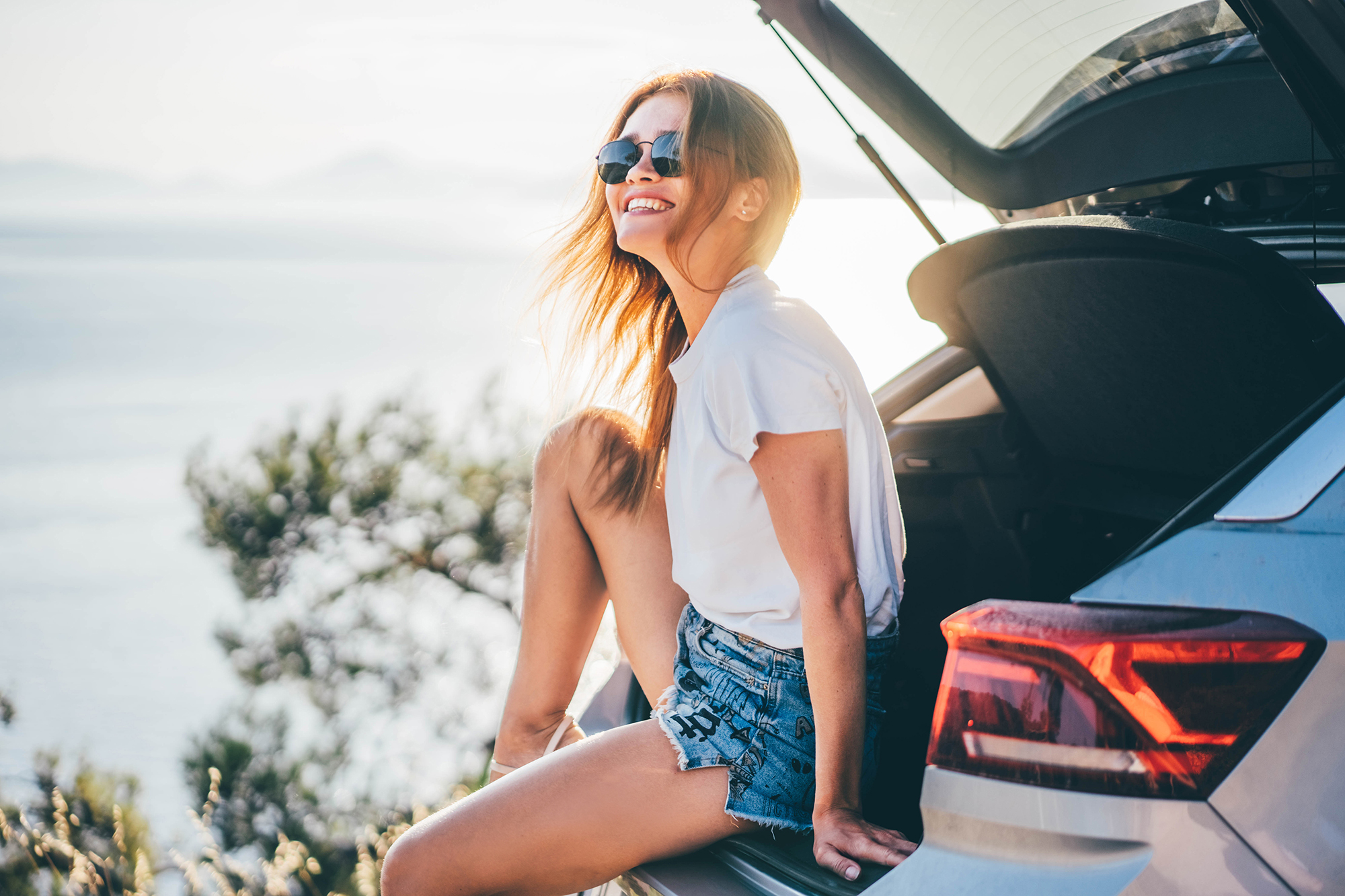 Автомобиль или мотоцикл: как выбрать транспорт для лета