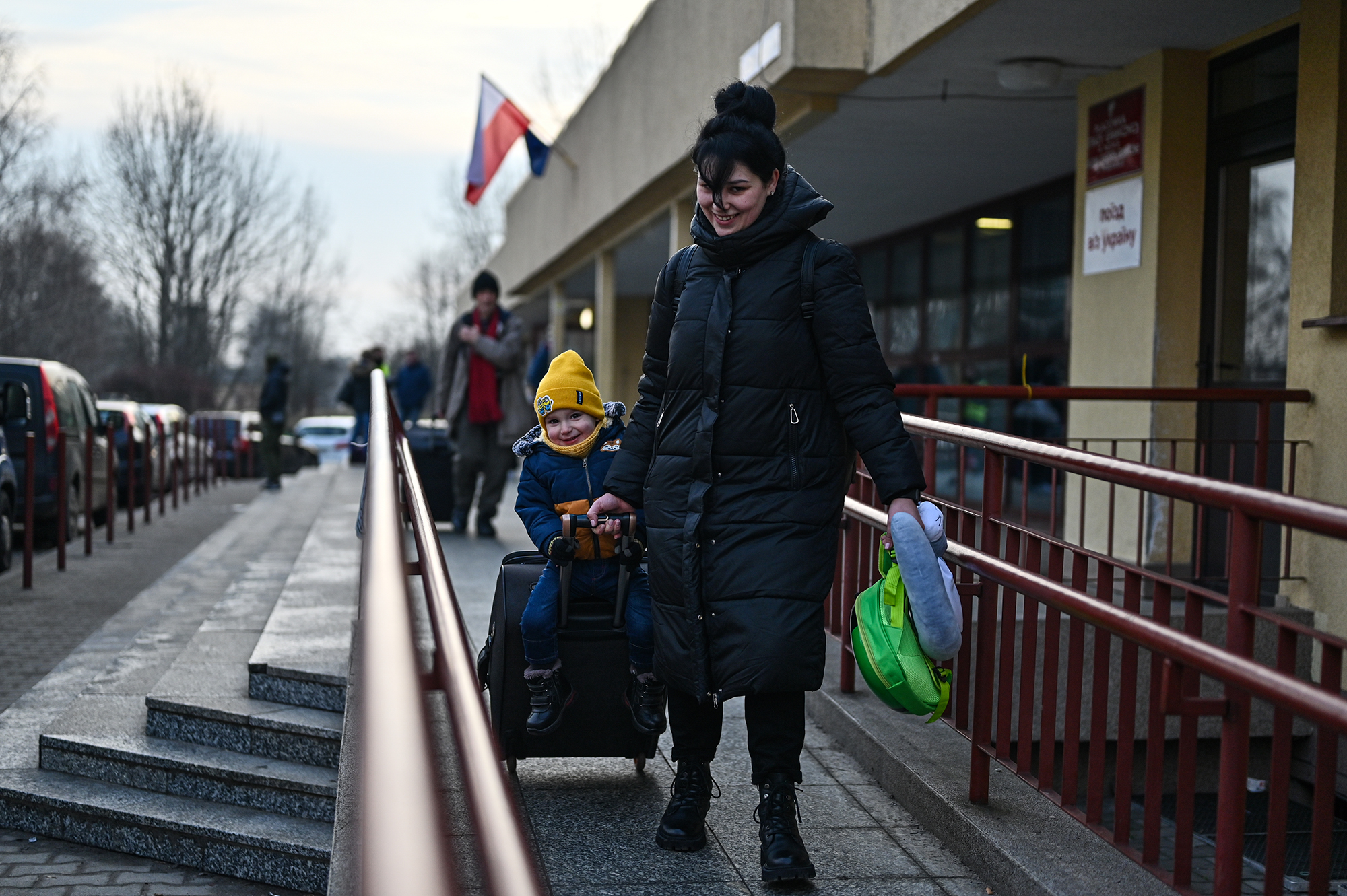 Нові правила проживання українців у Польщі: чи виселятимуть біженців