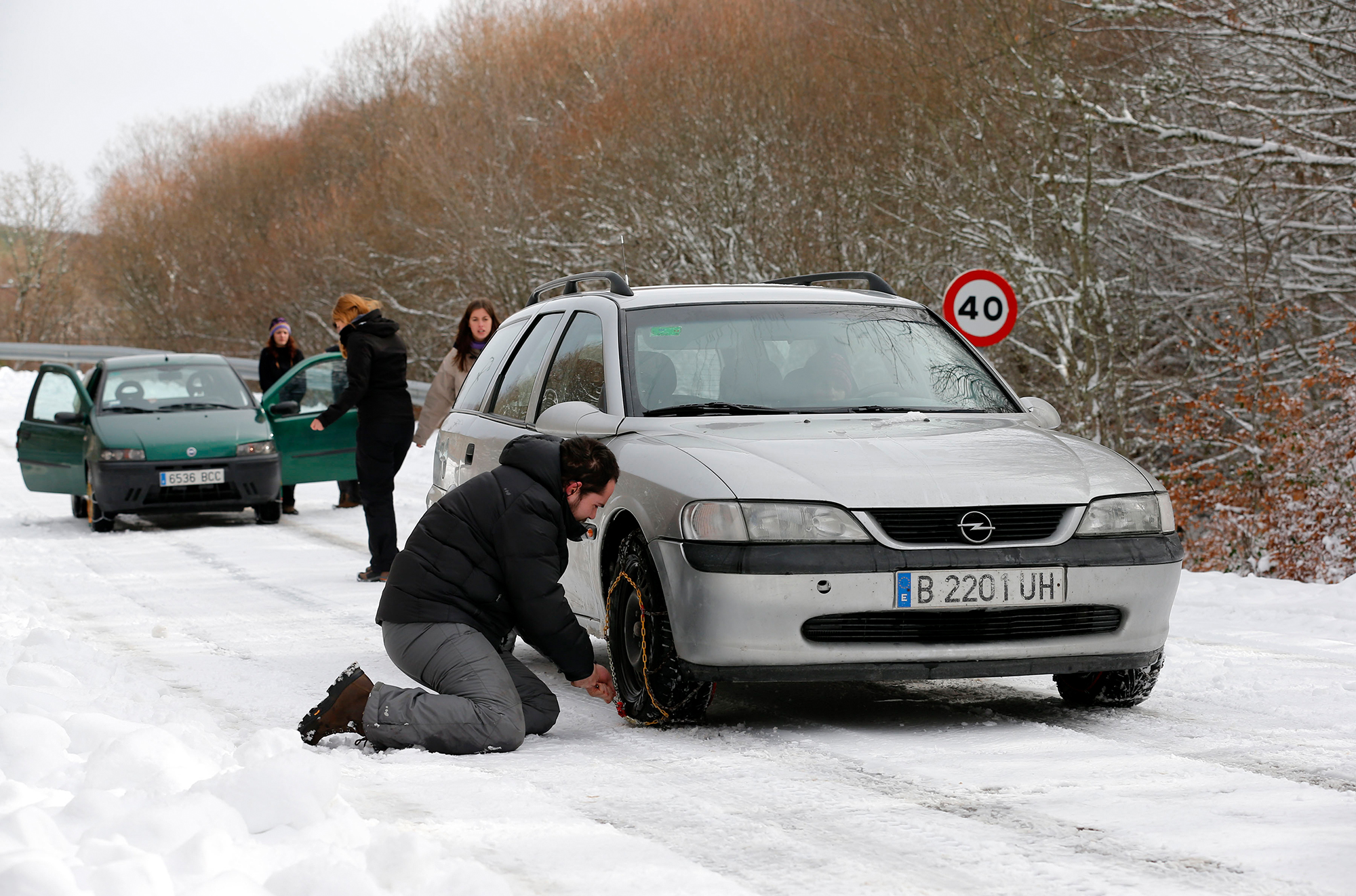 С наступлением холодов. В каких странах ЕС нужно менять шины на зимние