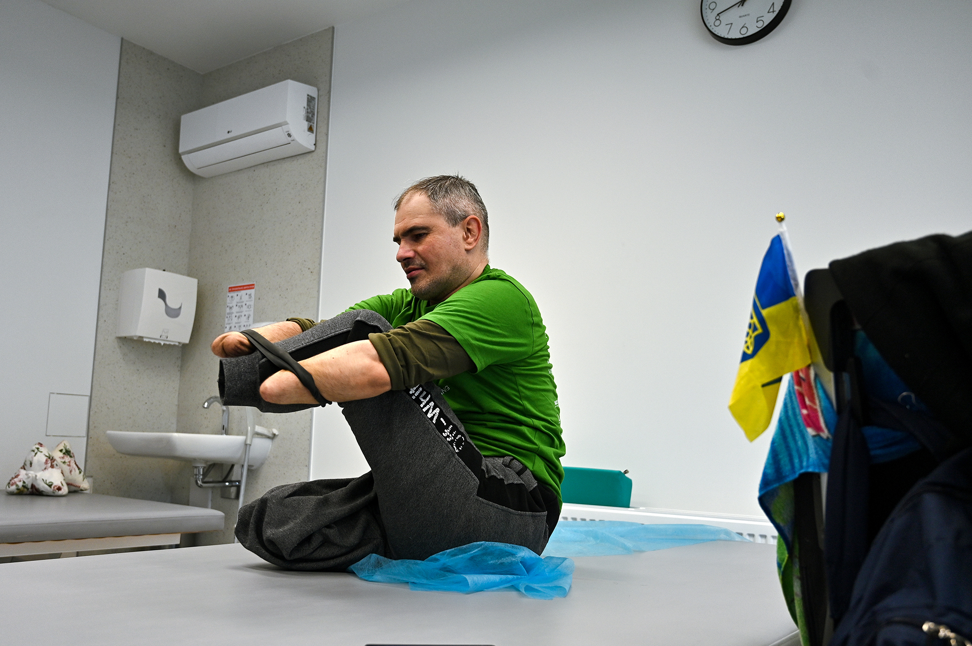 7 дней с ранением передвигался в серой зоне. Врачи растрогали историей воина, который чудом спасся