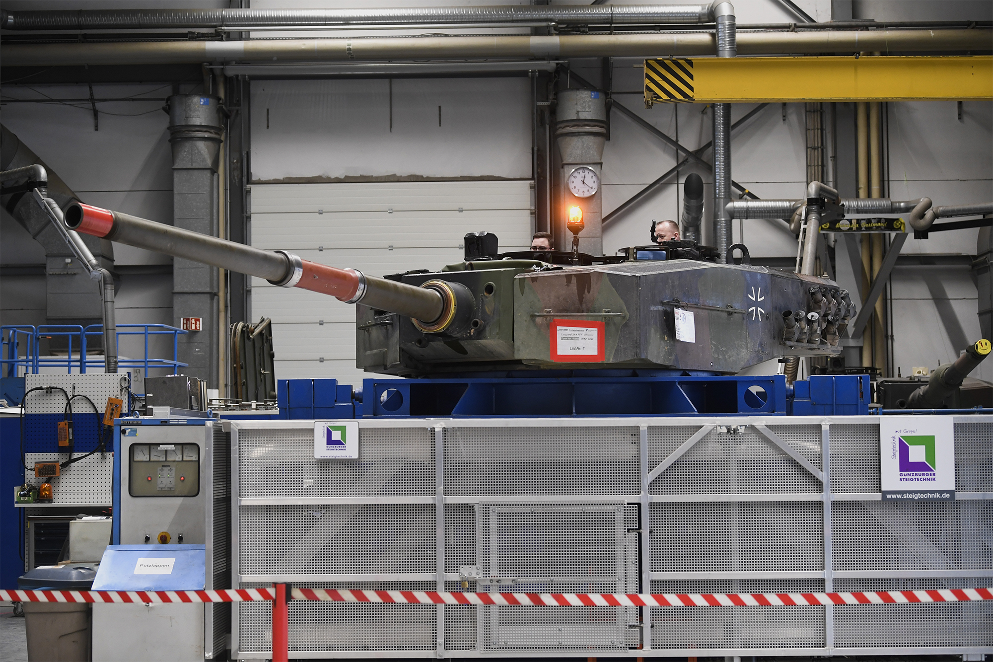 Сплячий гігант. Чому відстає європейська &quot;оборонка&quot; і наскільки це проблема для України