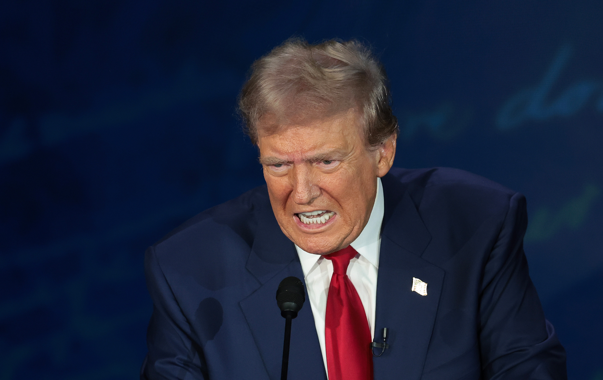 Харрис победила Трампа по очкам. Основные итоги президентских дебатов в США