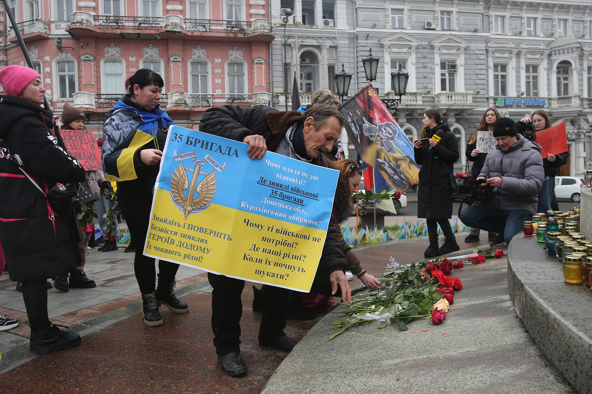 Право на достоинство. Как семьи пропавших на фронте военных ищут родных и борются за правду