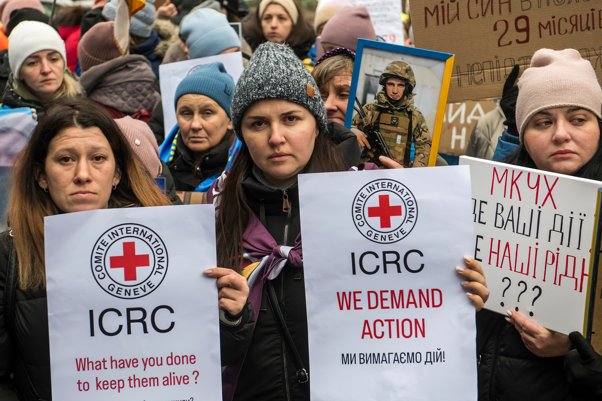 Право на достоинство. Как семьи пропавших на фронте военных ищут родных и борются за правду