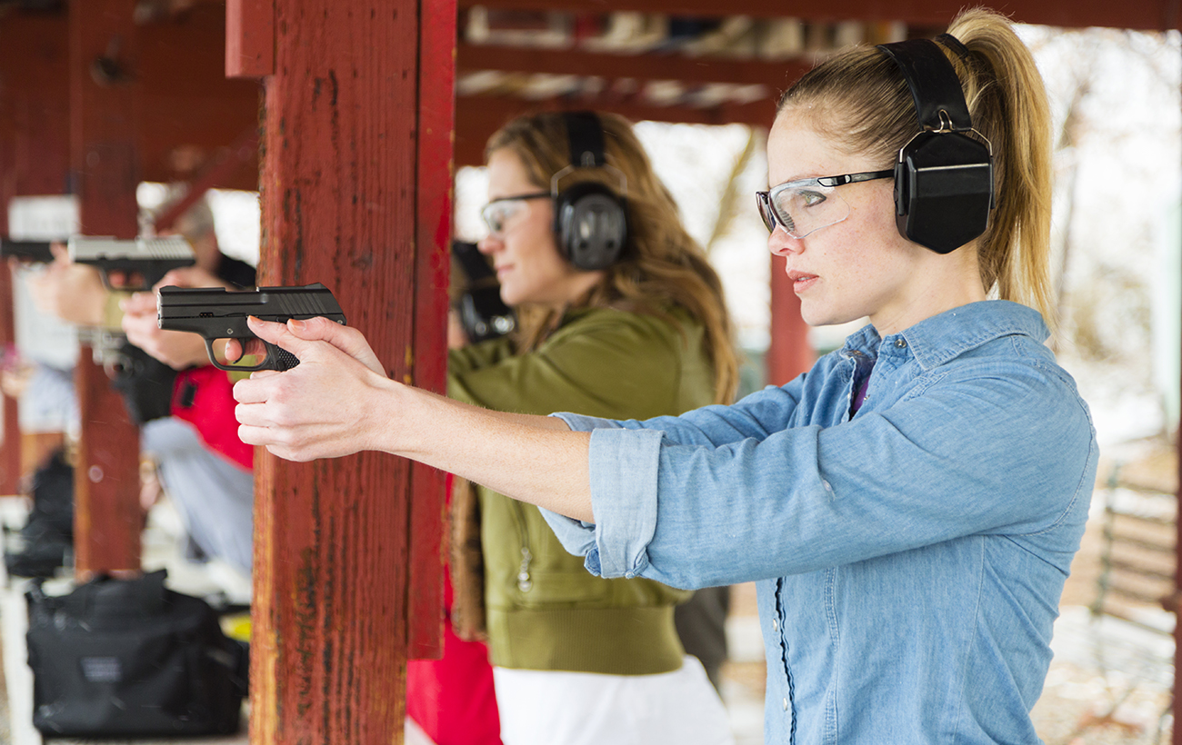 Ілюзія безпеки чи порятунок? Чи потрібна українцям короткоствольна зброя