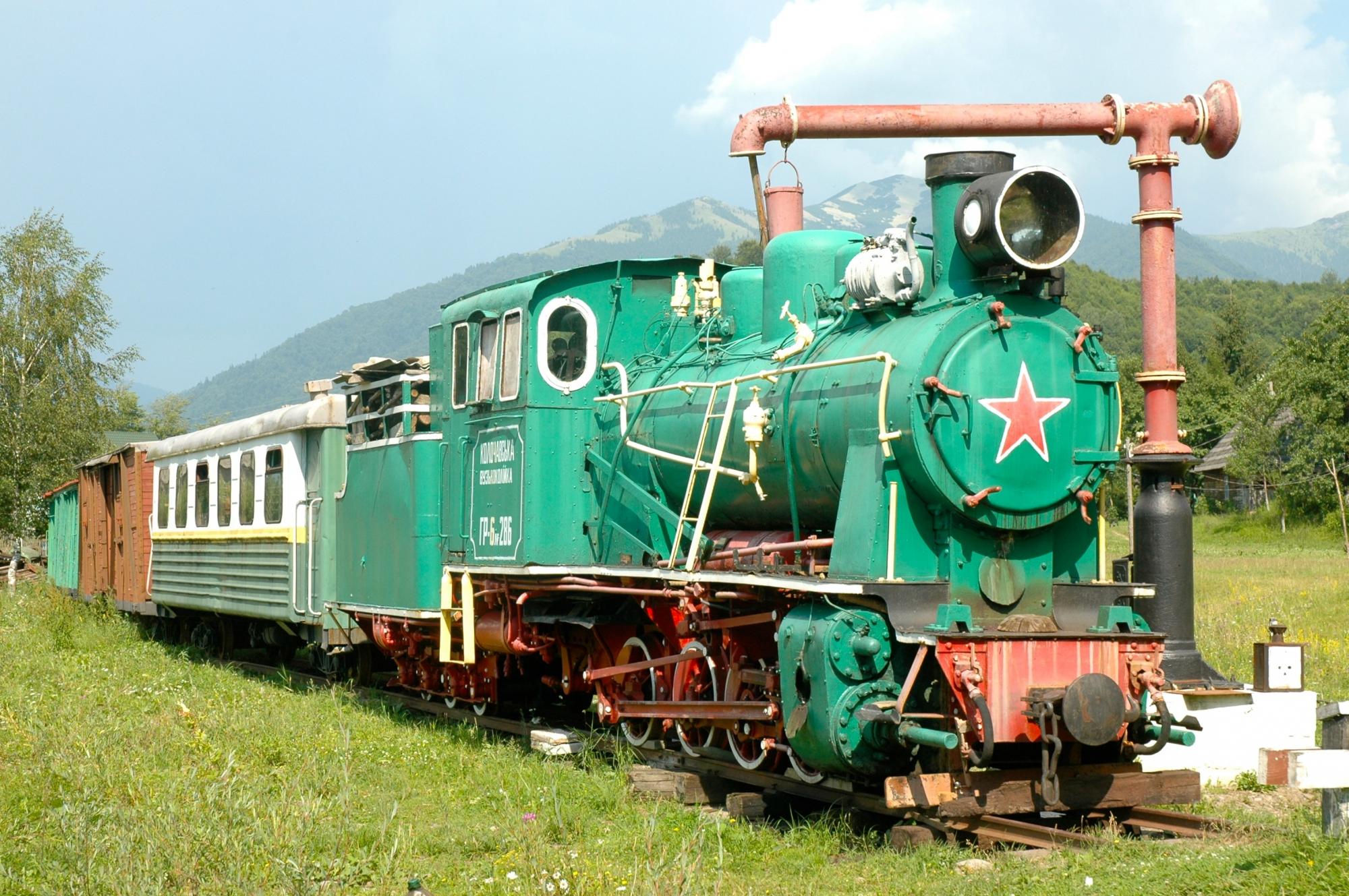 В Киеве сначала угробили уникальный паровоз, а теперь пытаются его спасти (фото)
