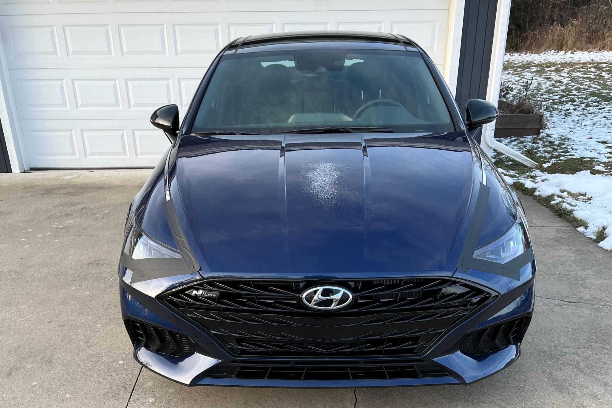 Tesla проти авто з ДВС: хто довше протримається на морозі та збереже тепло в салоні