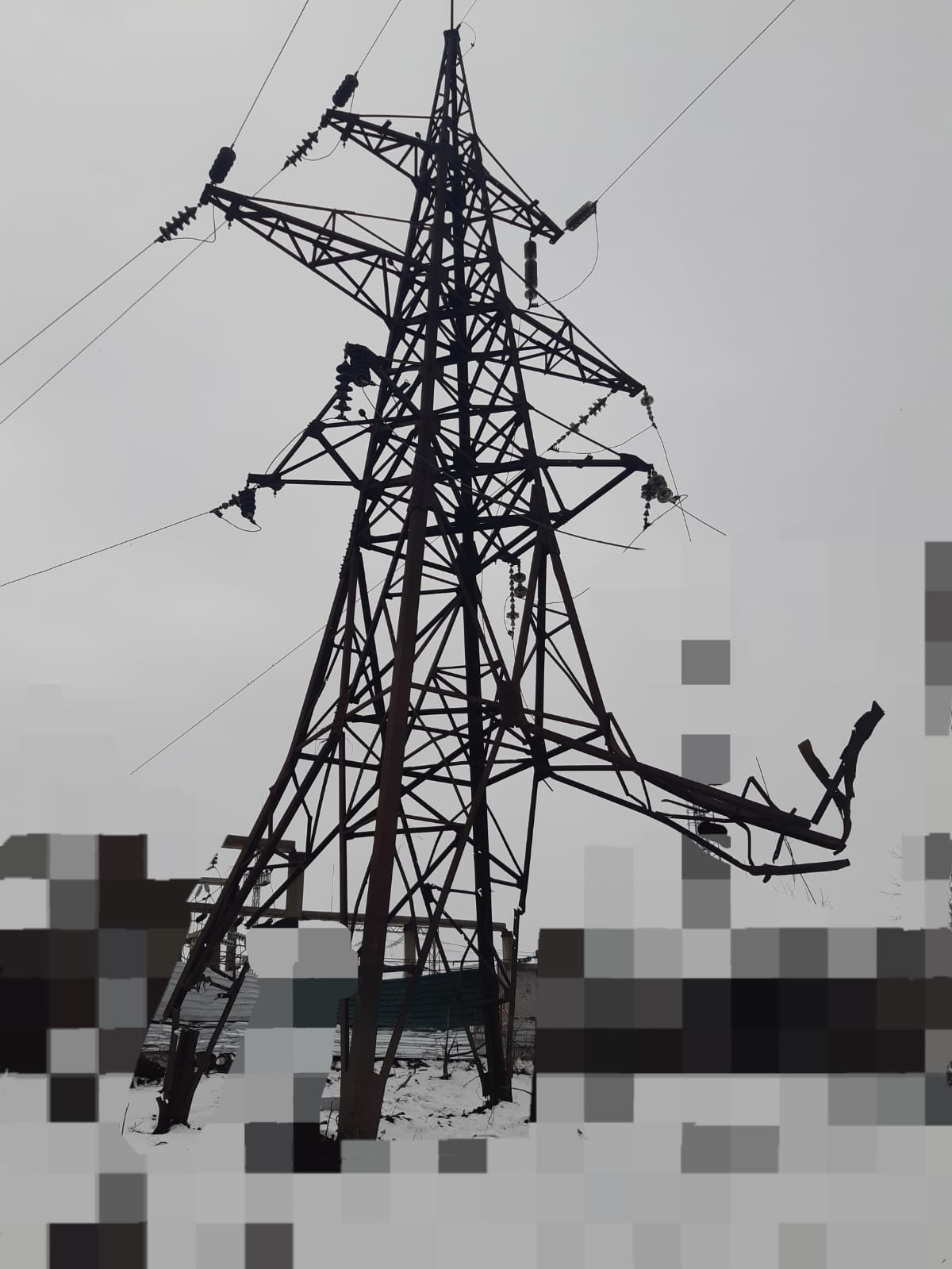 "Працюємо там, де тривають бойові дії": інтерв’ю з енергетиком про ціну світла під час війни