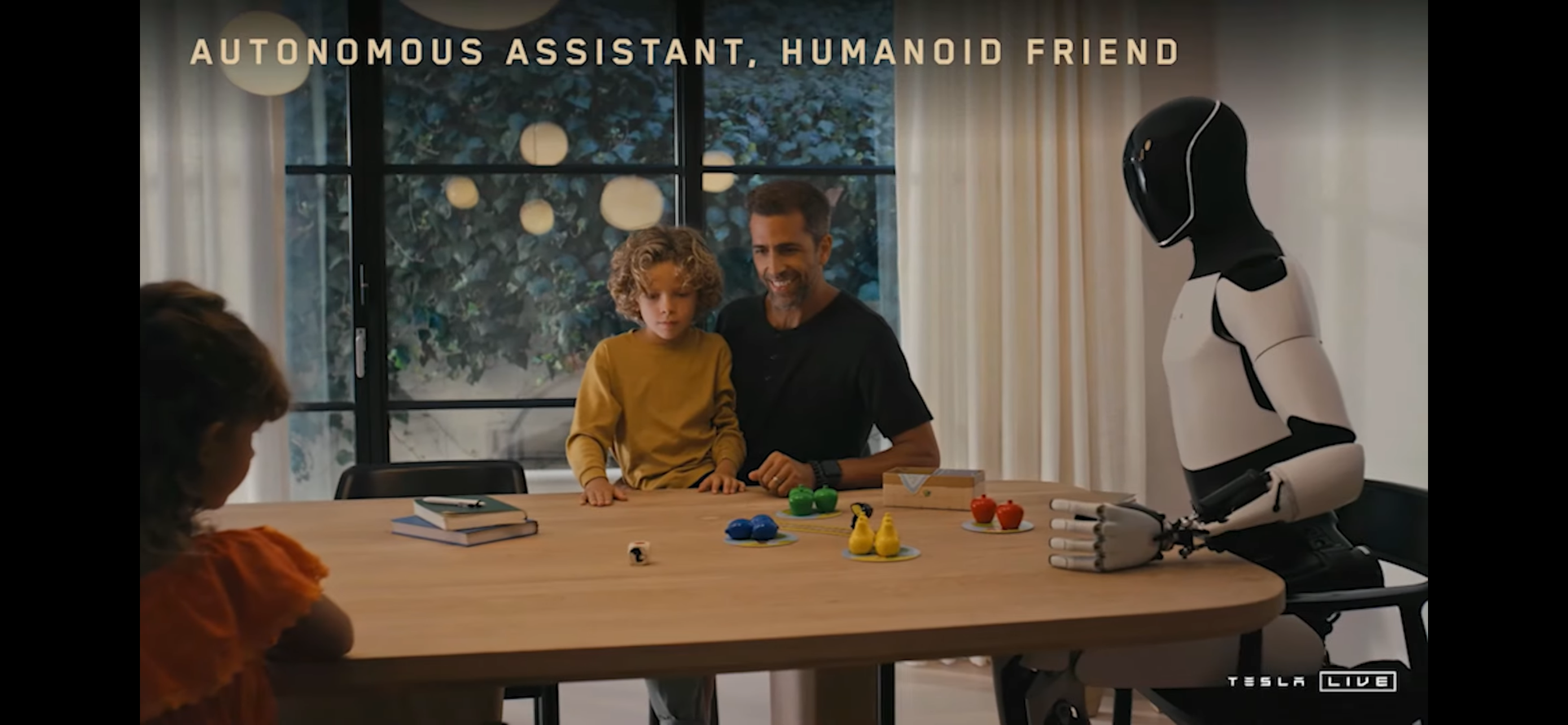 Илон Маск презентовал роботакси Tesla: как выглядит снаружи и внутри (видео)