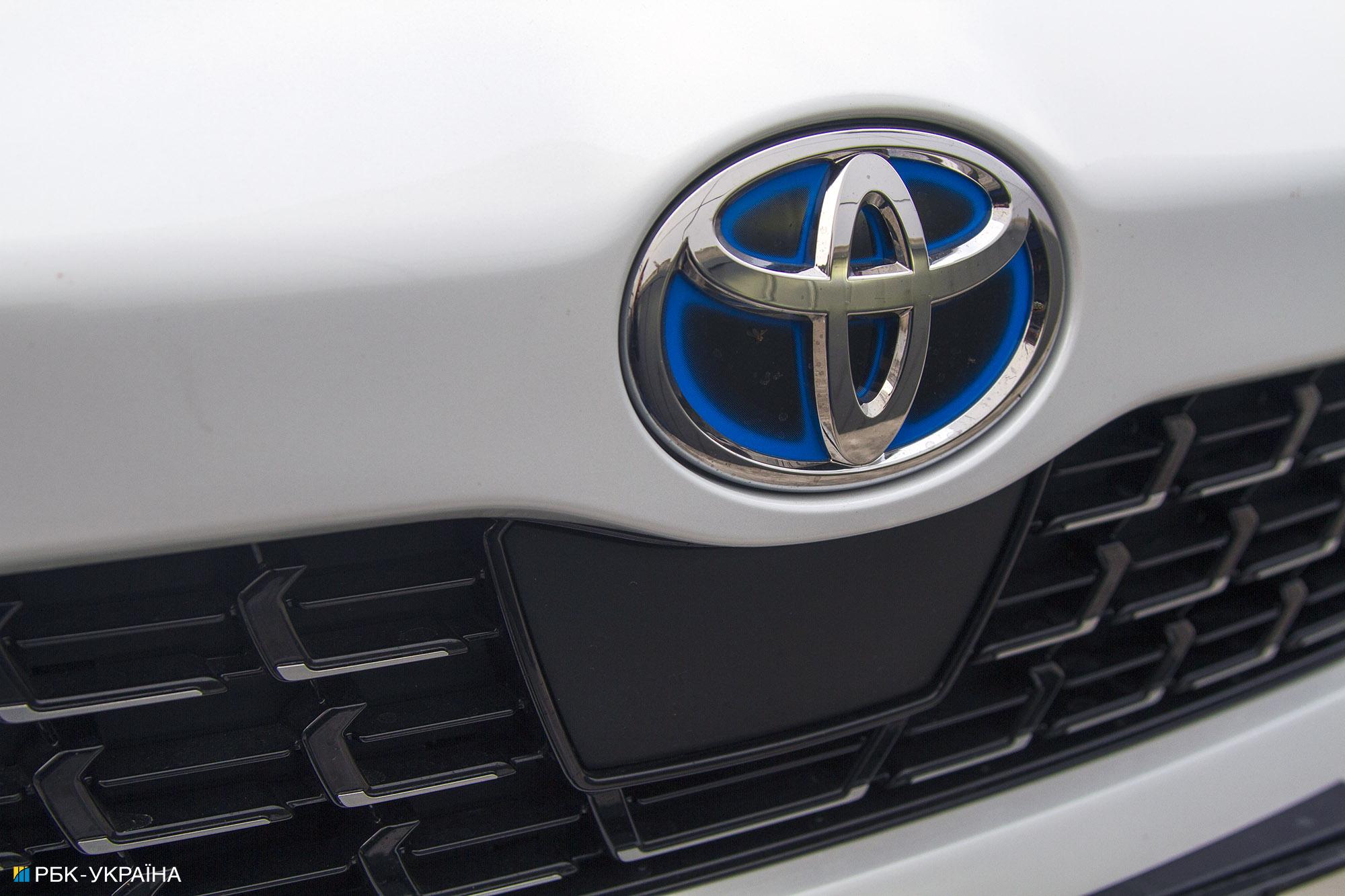 Скалы Коростышева и брусчатка Львова: тестируем новый кроссовер Toyota Yaris Cross