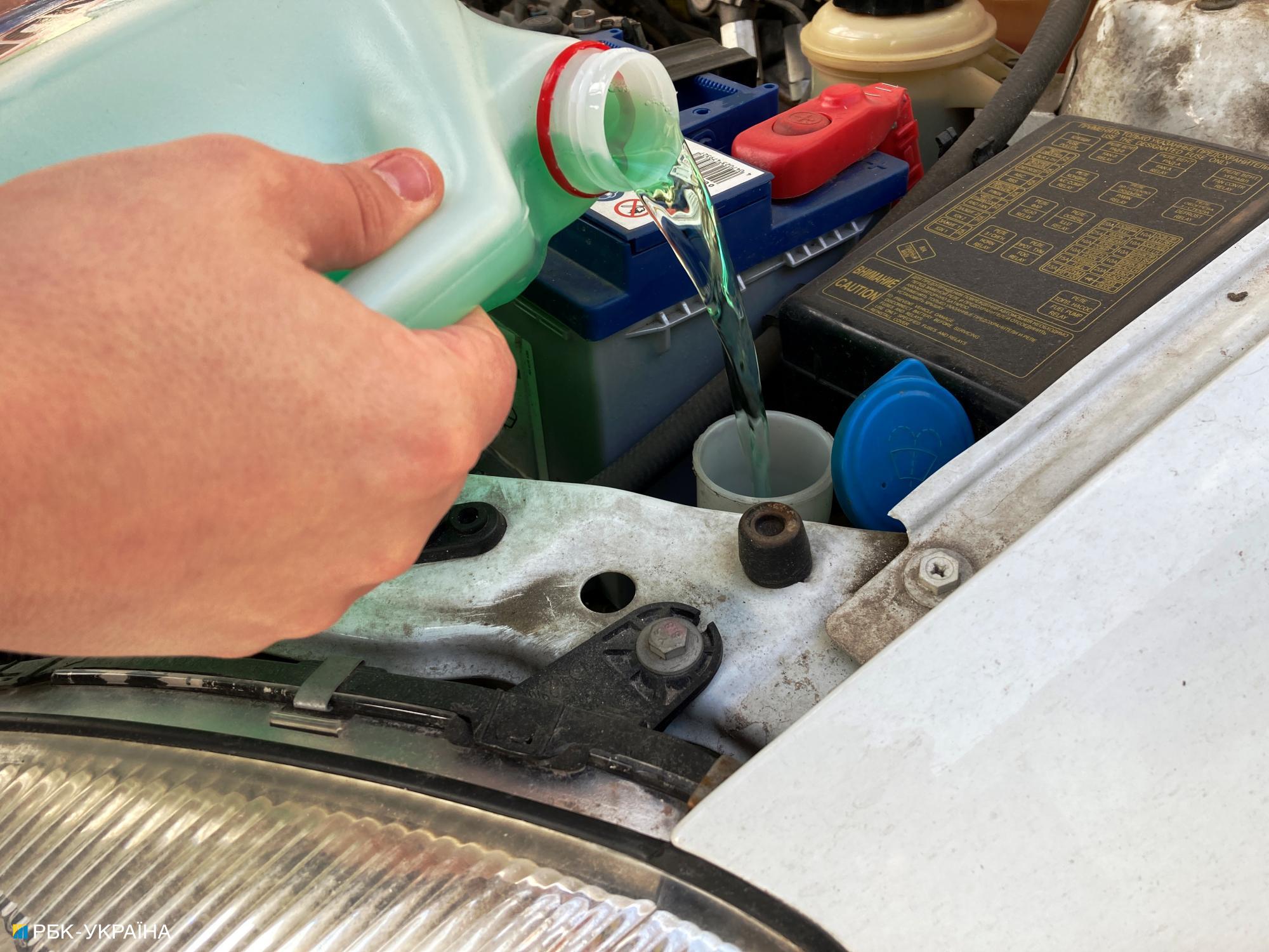 В царстве незамерзайки: как выбрать зимнюю омывающую жидкость для автомобиля