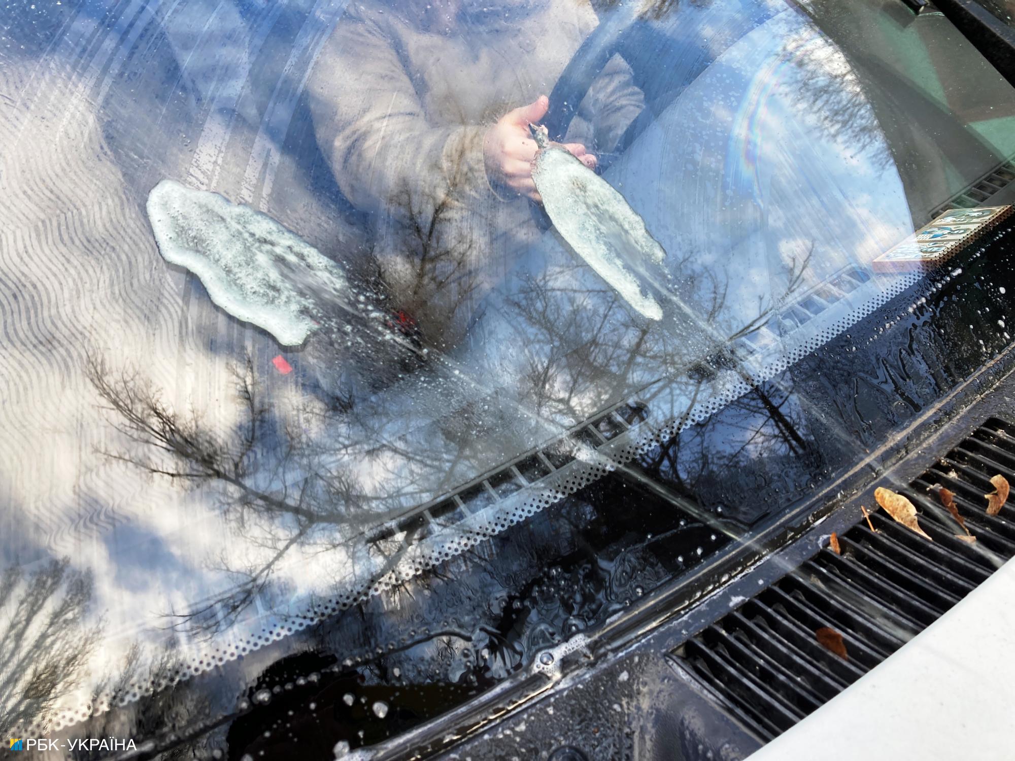 В царстве незамерзайки: как выбрать зимнюю омывающую жидкость для автомобиля