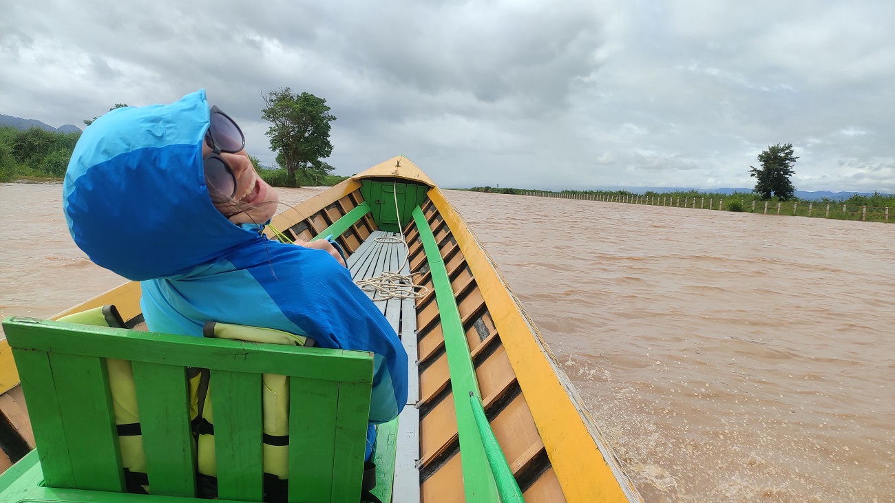 "Інший світ": українка побувала в країні, де чиновники перенесли столицю за порадою астрологів