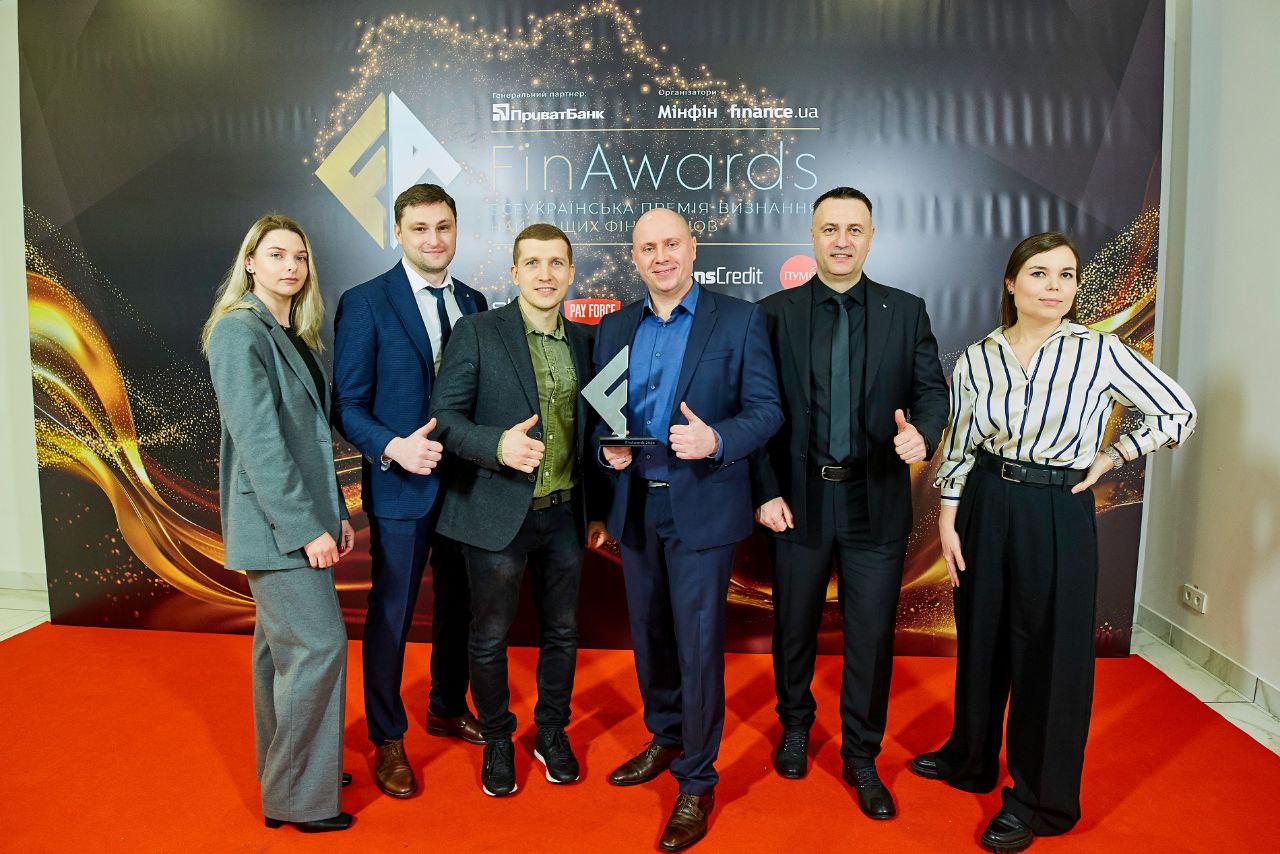 FinAwards 2024: Moneyveo – &quot;Лучшая МФО онлайн&quot;