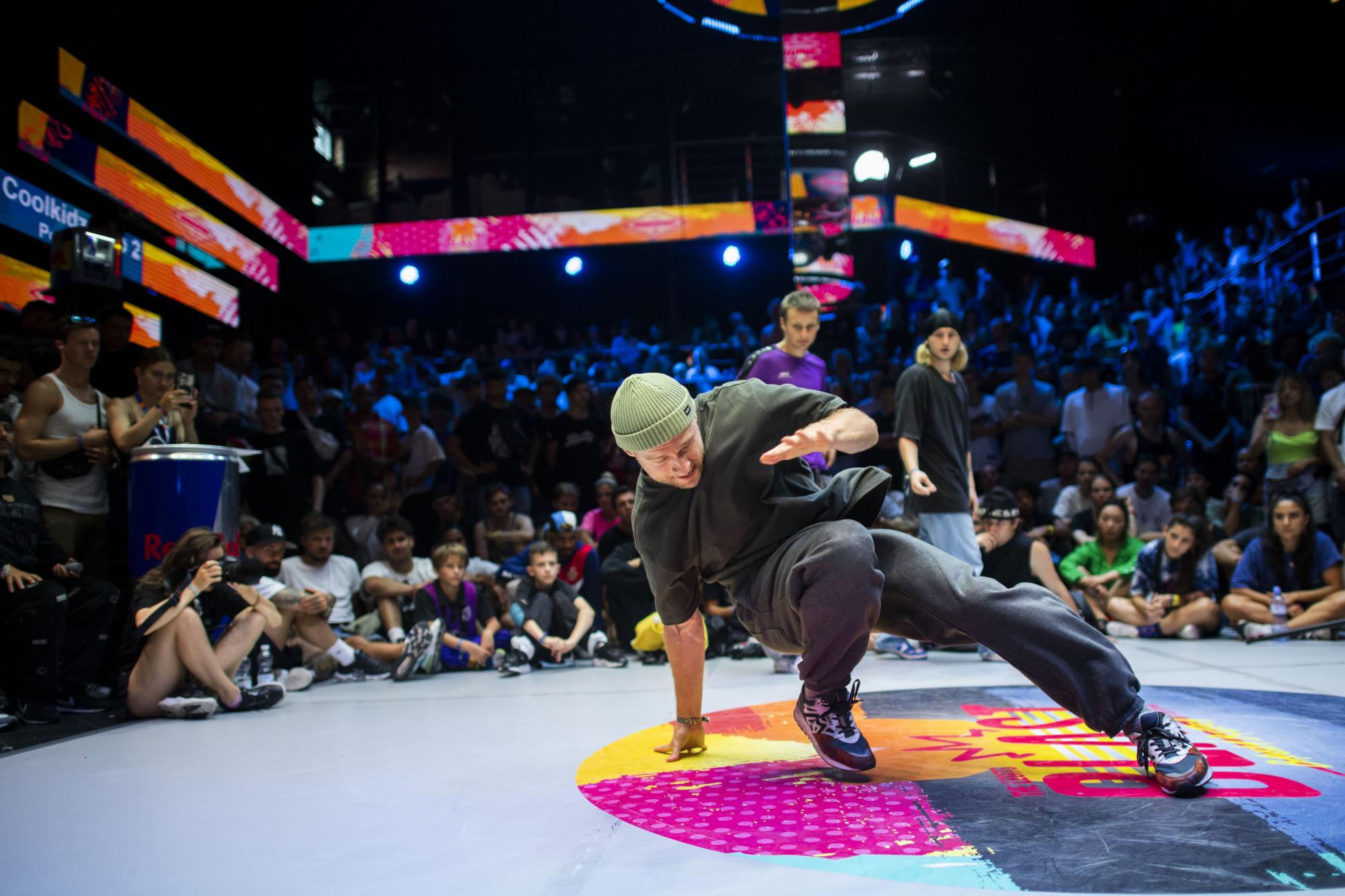 Победы с Ruffneck Attack и судейство на Олимпиаде: история украинского бибоя Intact