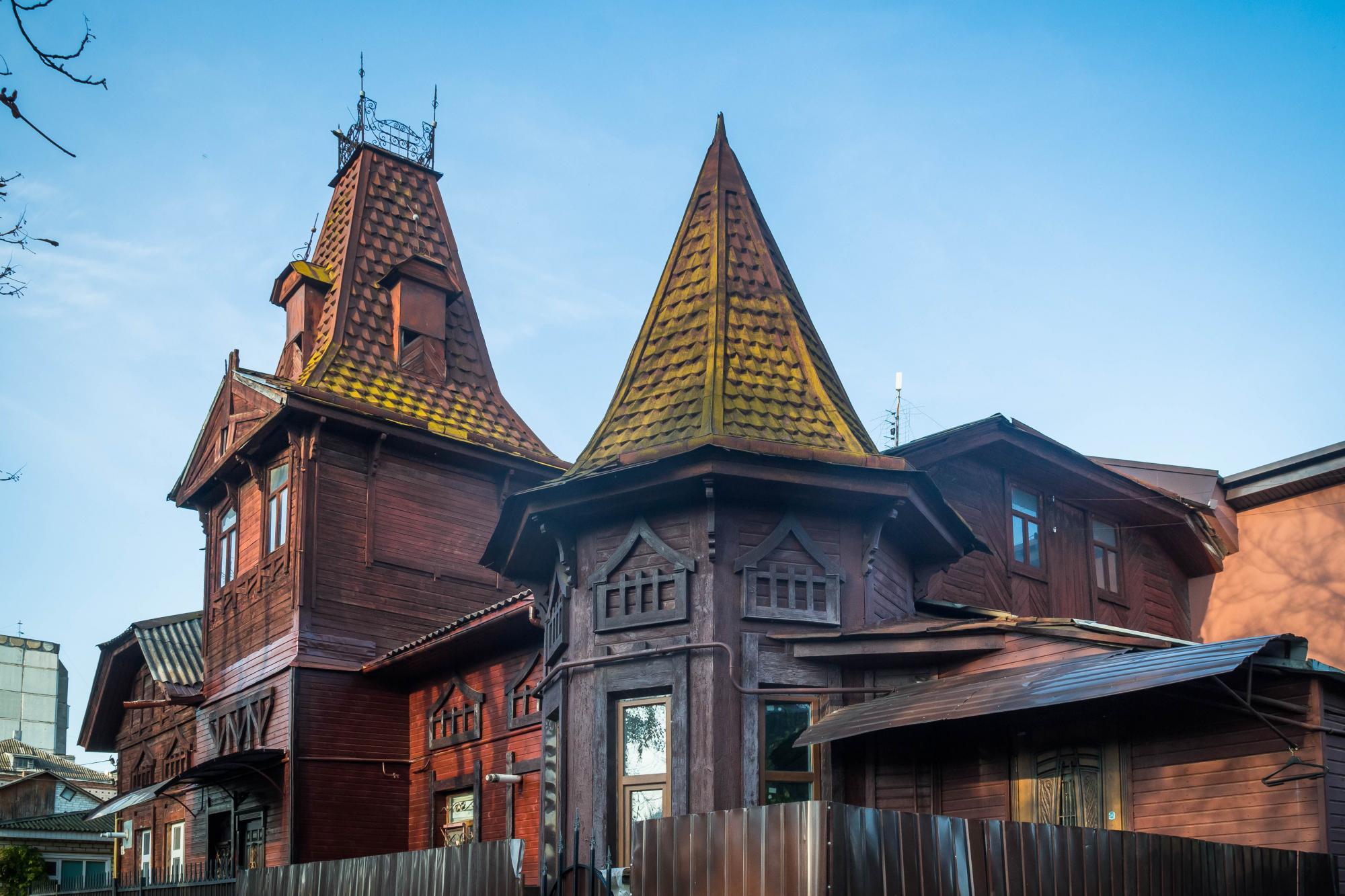 Магія осіннього Чернігова. Найкращі локації для знайомства з містом