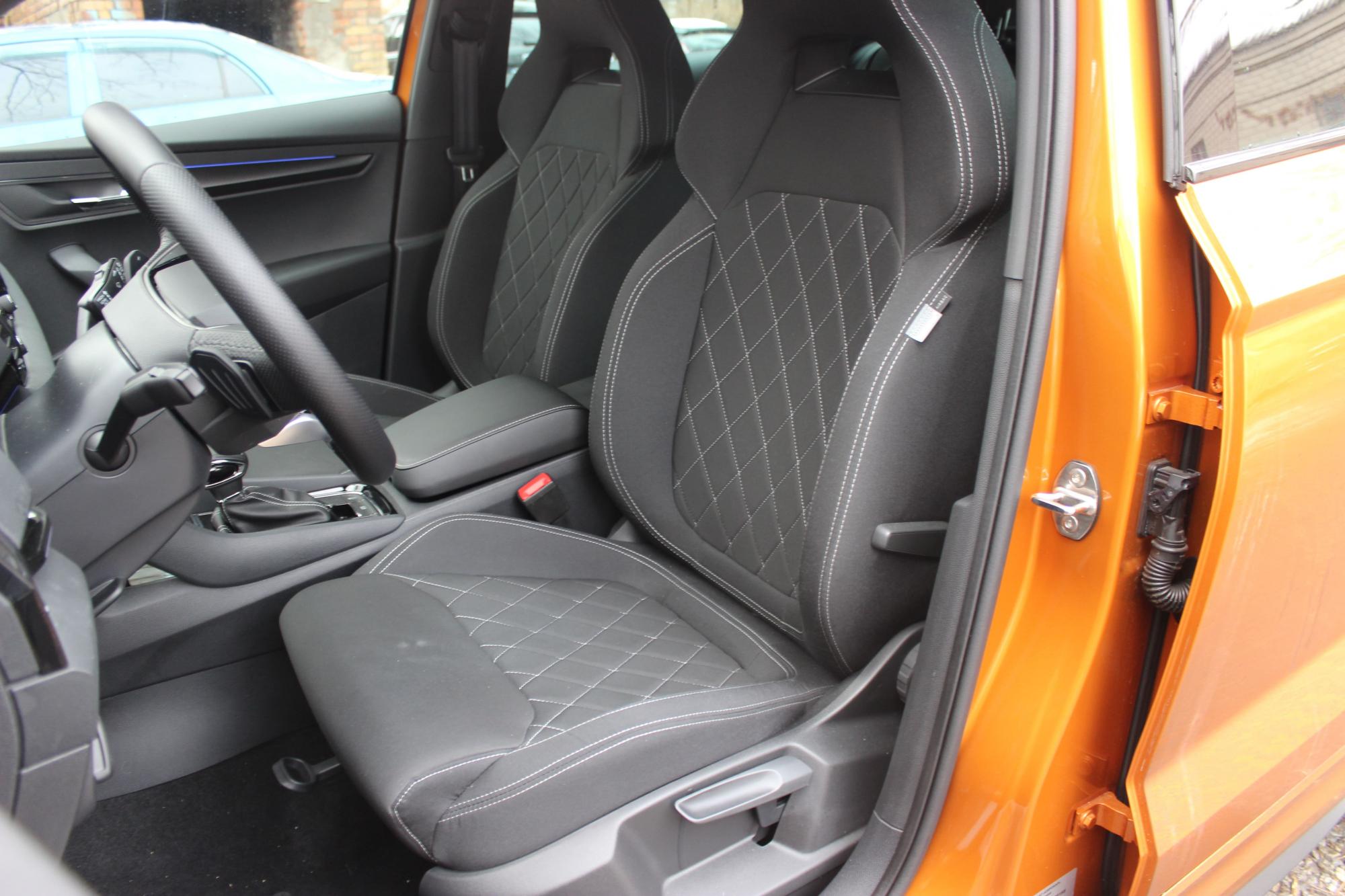 Тест-драйв Skoda Karoq: переваги та недоліки оновленого кросовера