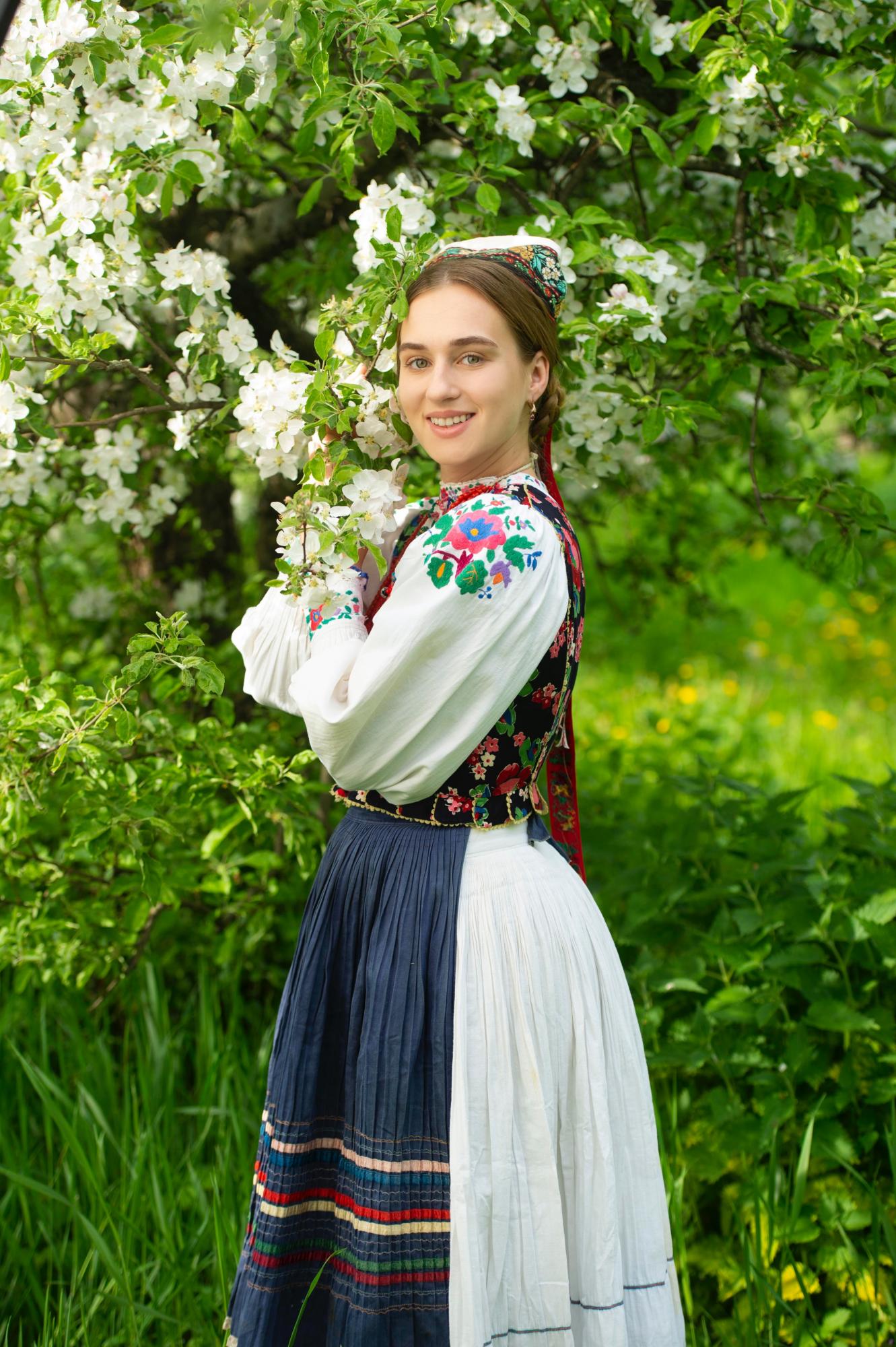 Зірки привітали українців з Днем Вишиванки: це наш генетичний код, символ та гордість