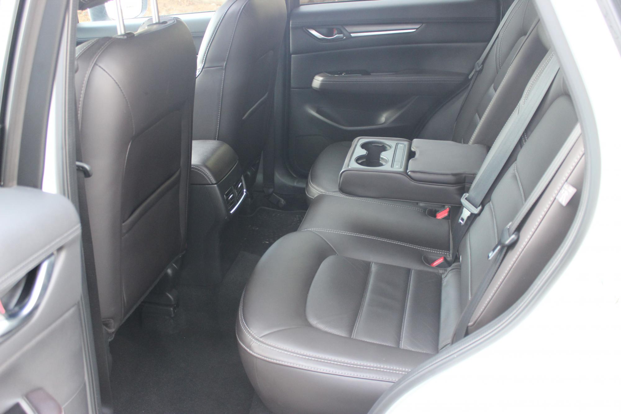 Тест-драйв Mazda CX-5: вивчаємо особливості популярного японського кросовера