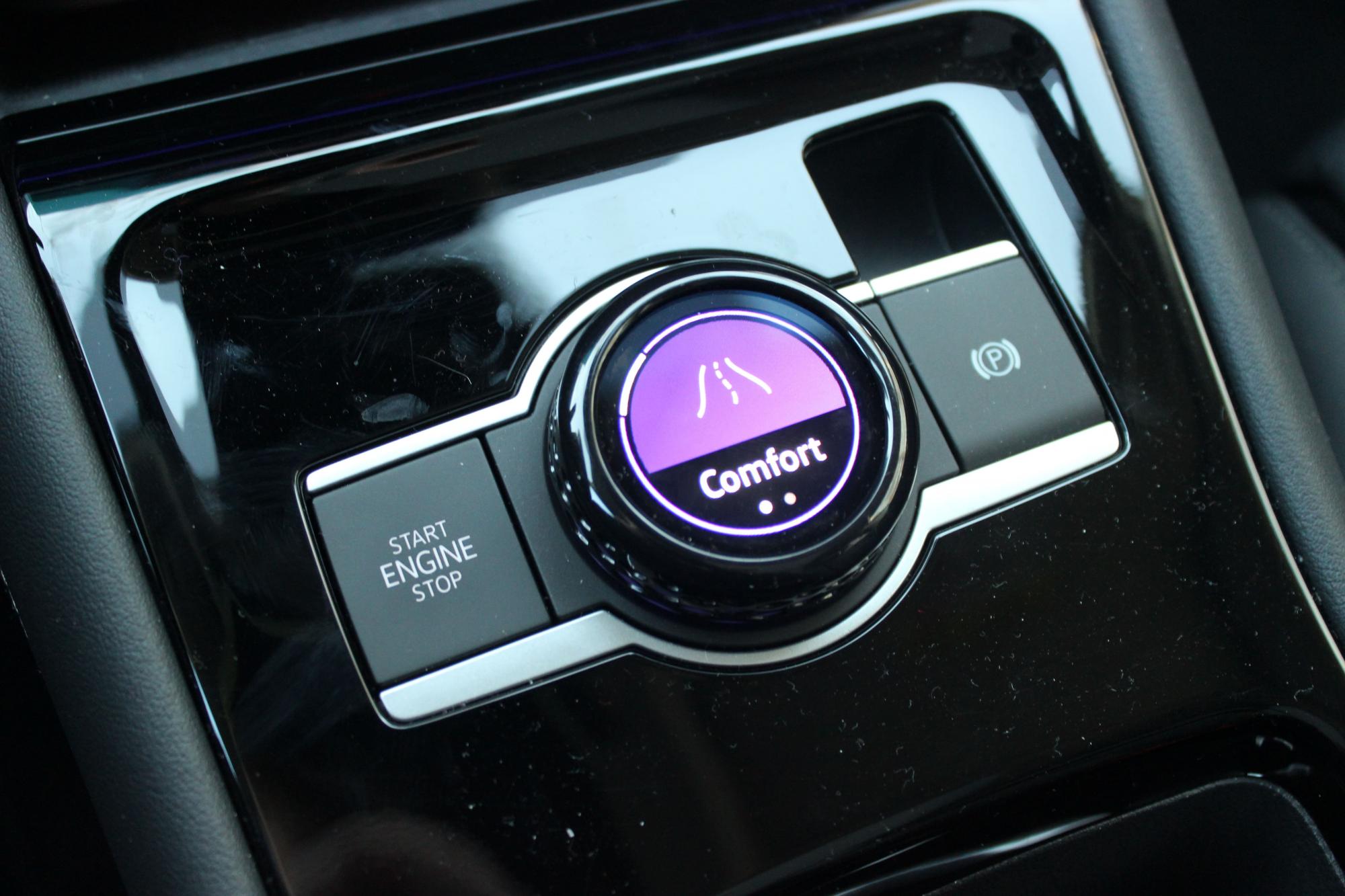 Тест-драйв Volkswagen Tiguan: шукаємо електричні риси в дизельному кросовері