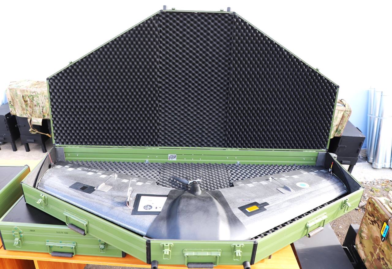 Фонд Мкртчана передал БПЛА, печки и генераторы военным в Донецкой области