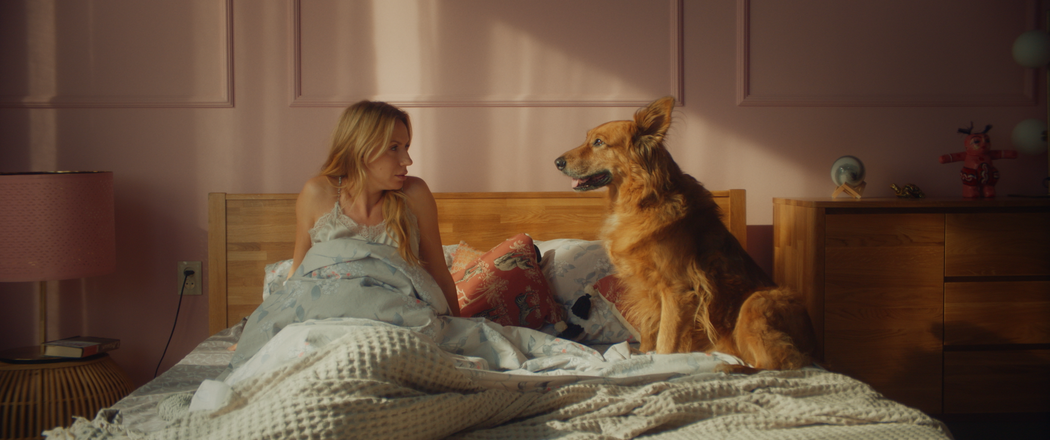 Леся Никитюк превратится из упрямой эгоистки во влюбленную женщину: смотрите первый трейлер фильма &quot;Песики&quot;