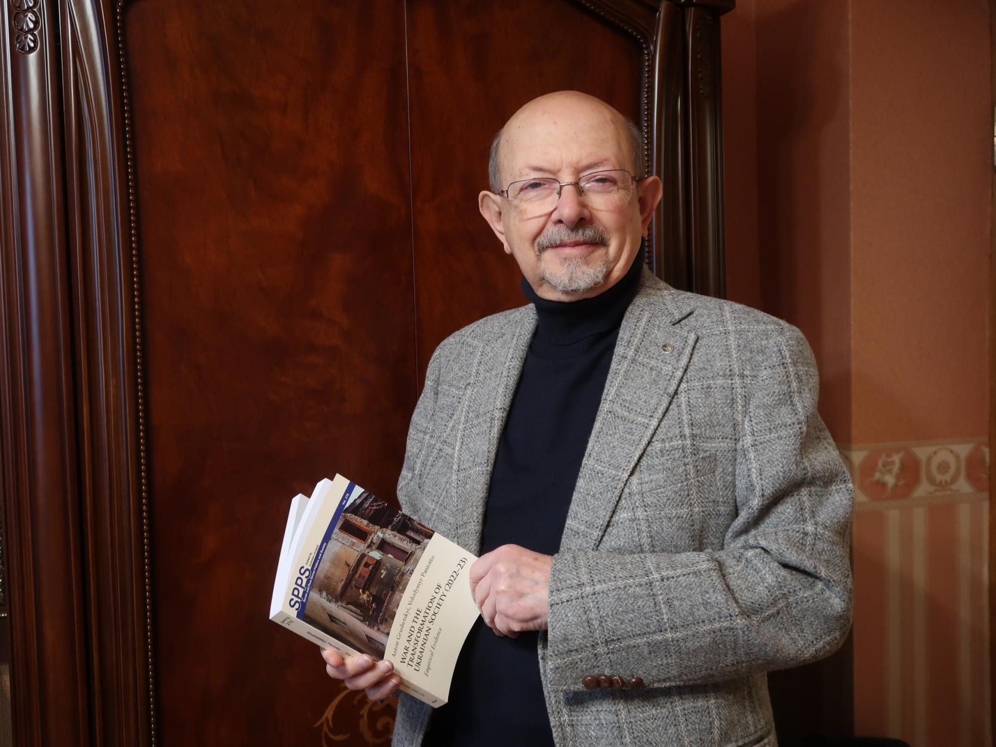 Соціолог Володимир Паніотто: Більшість українців зберігають готовність до тривалого опору