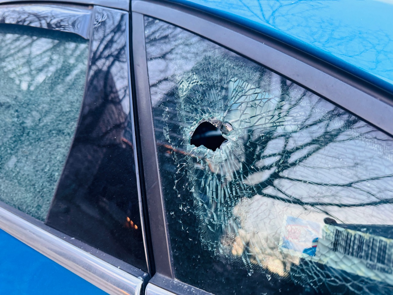 На українського співака напали у Варшаві: деталі та фото