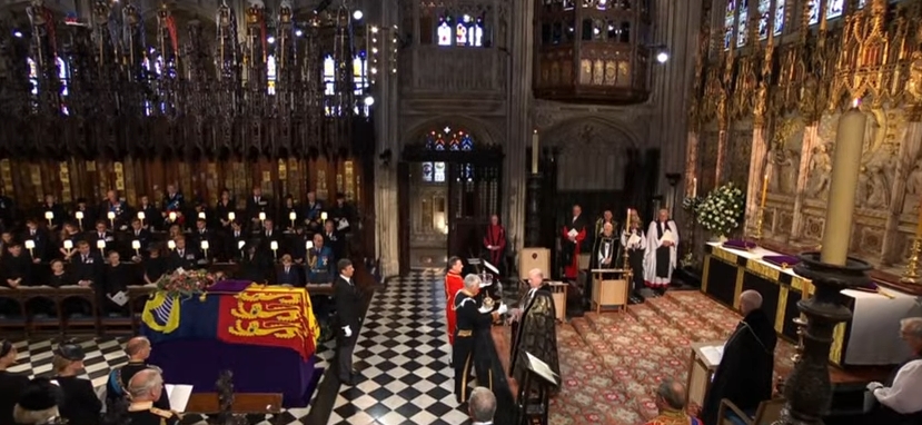 Єлизавету II поховали: де спочиватиме королева і як її проводили в останню путь (фото, відео)