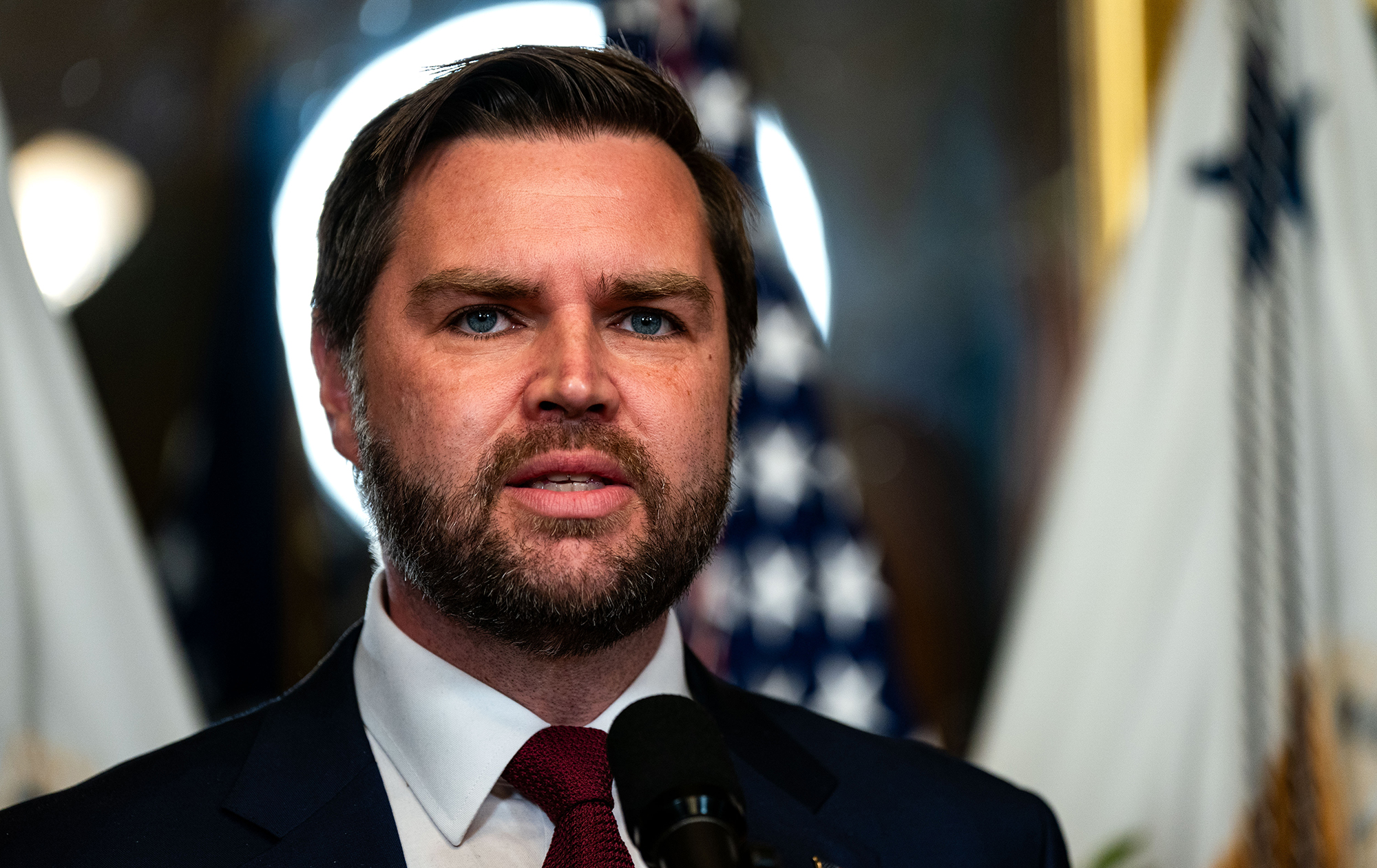 Советники Трампа: кто имеет наибольшее влияние на президента и политику США