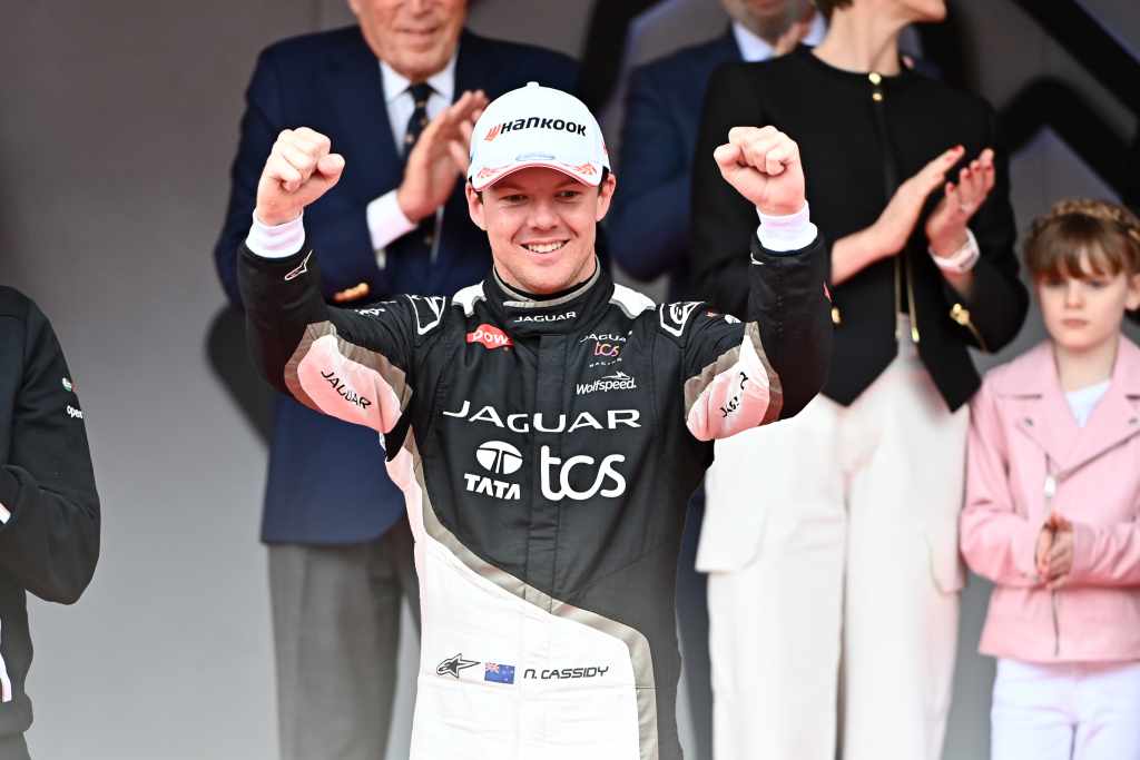 Другой Ле-Ман, классика АПЛ рубежа веков и сорванный финал еврокубка: анонс выходных в спорте