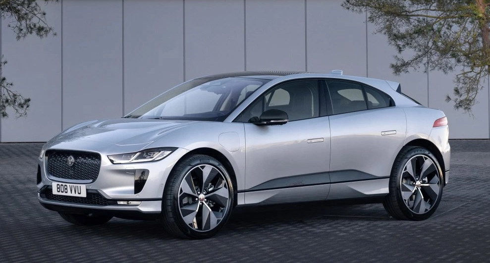 Tesla допоможе Jaguar Land Rover уникнути штрафів за шкідливі викиди