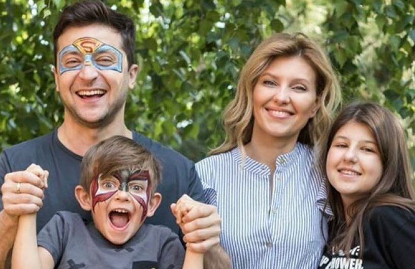 Зеленському - 44: як змінювався наймолодший президент і як його привітати (фото)