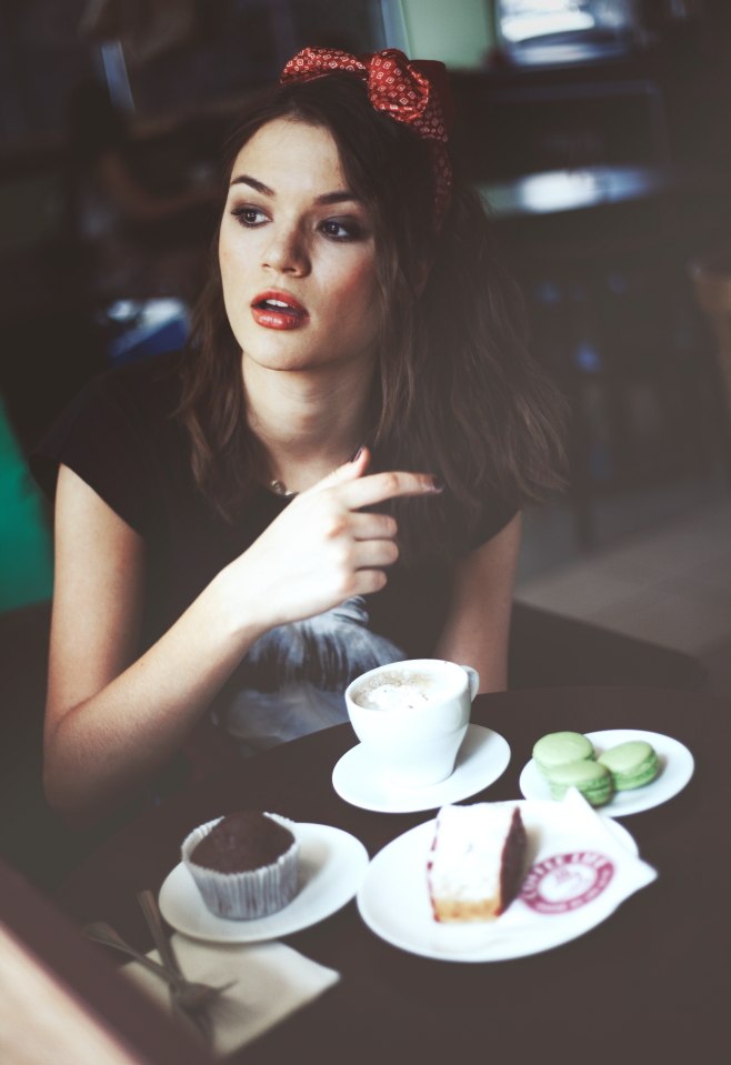 Юная мечтательница: как выглядела Даша Кацурина до того, как стать модным дизайнером