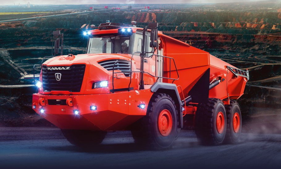 Человек в телогрейке: в России хотят использовать заключенных для работы на автозаводах