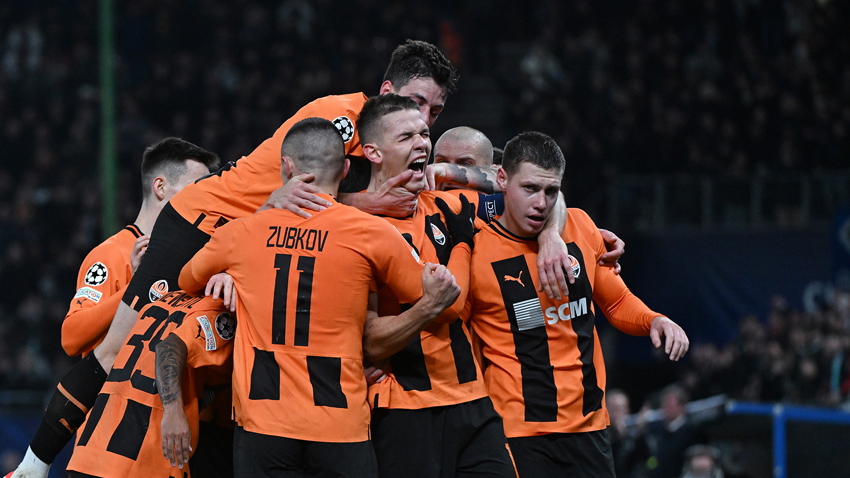 &quot;Шахтер&quot; с голом-красавцем сенсационно обыграл &quot;Барселону&quot; в Лиге чемпионов