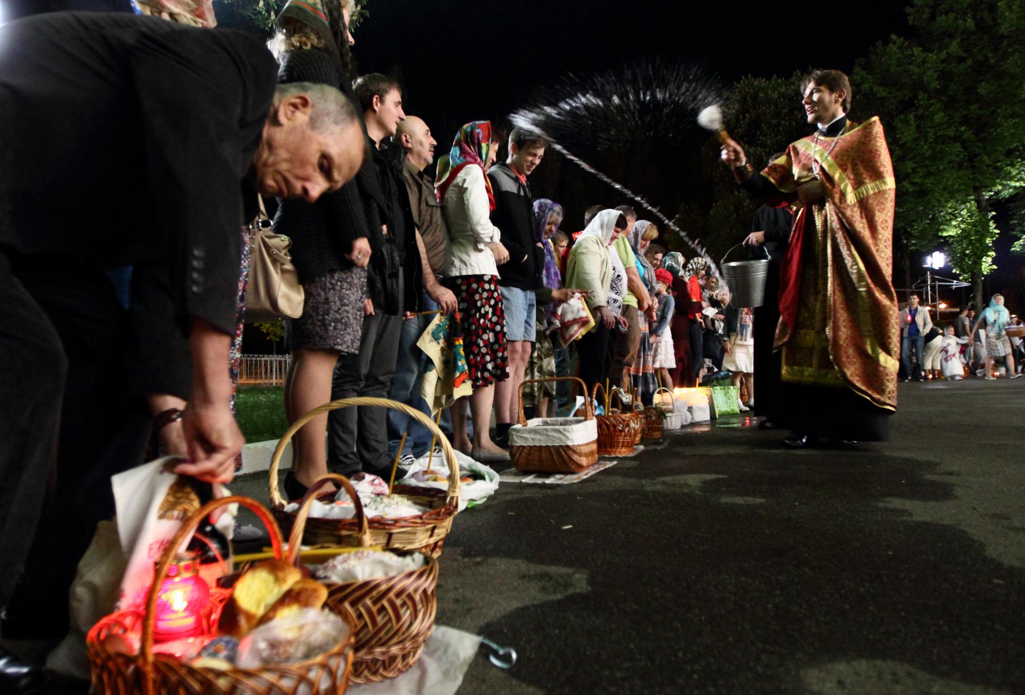 Ці великодні традиції не змінились із козацьких часів: ви про них знаєте?
