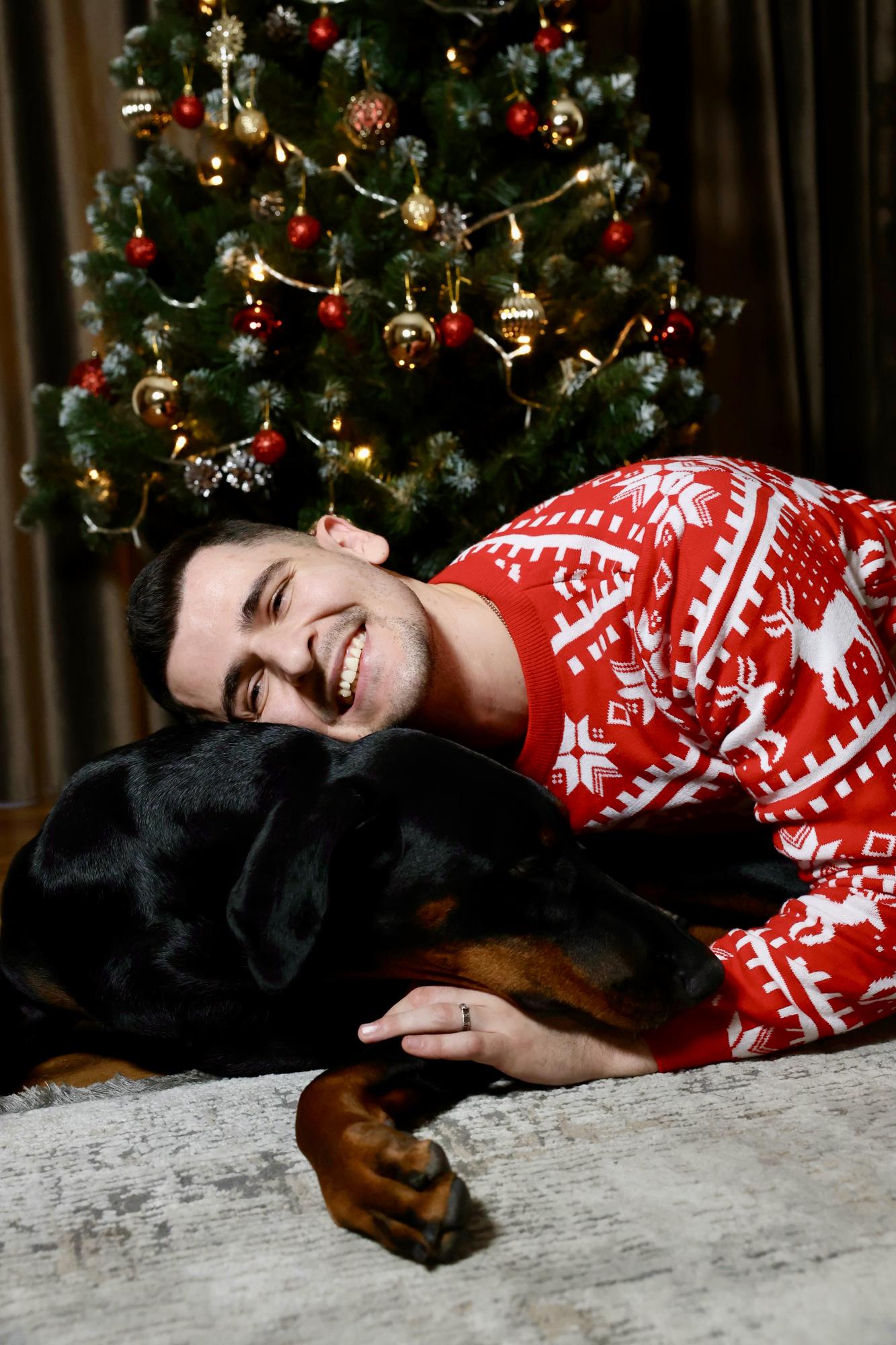 &quot;Настануть світлі та мирні часи&quot;: Нікітюк, Сумська та інші зірки чуттєво вітають з Новим роком