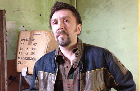 Шнуров приїхав в &quot;ЛНР&quot; і сфотографувався з &quot;кухарем Путіна&quot;: навіщо він це зробив